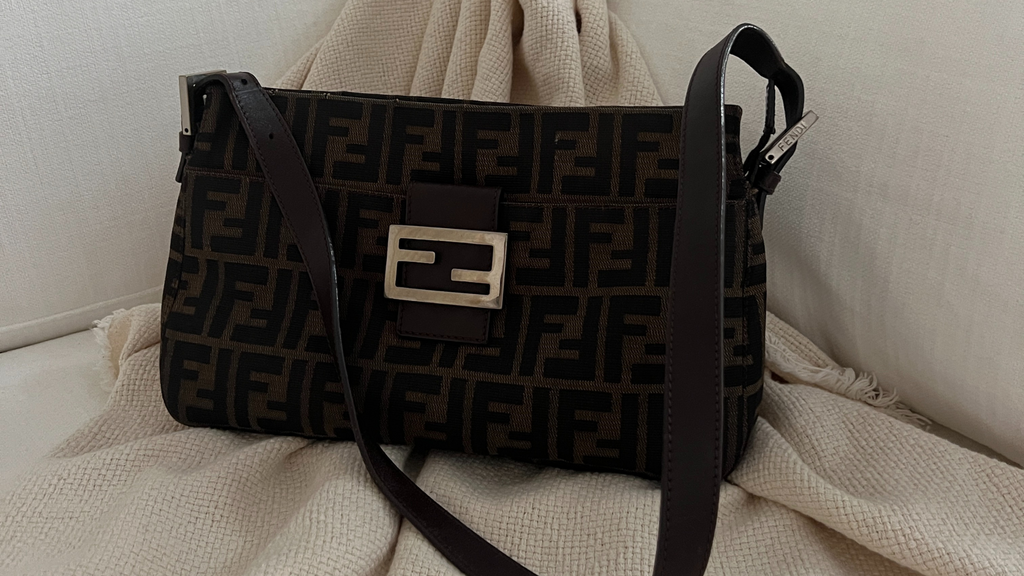 The Fendi Baguette Bag: A Timeless Fashion Icon