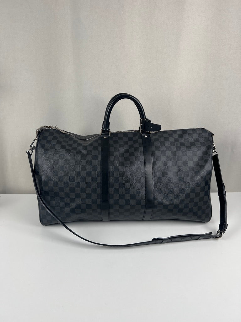 Louis Vuitton Keepall 55 damier graphique with strap – bamluxurystore