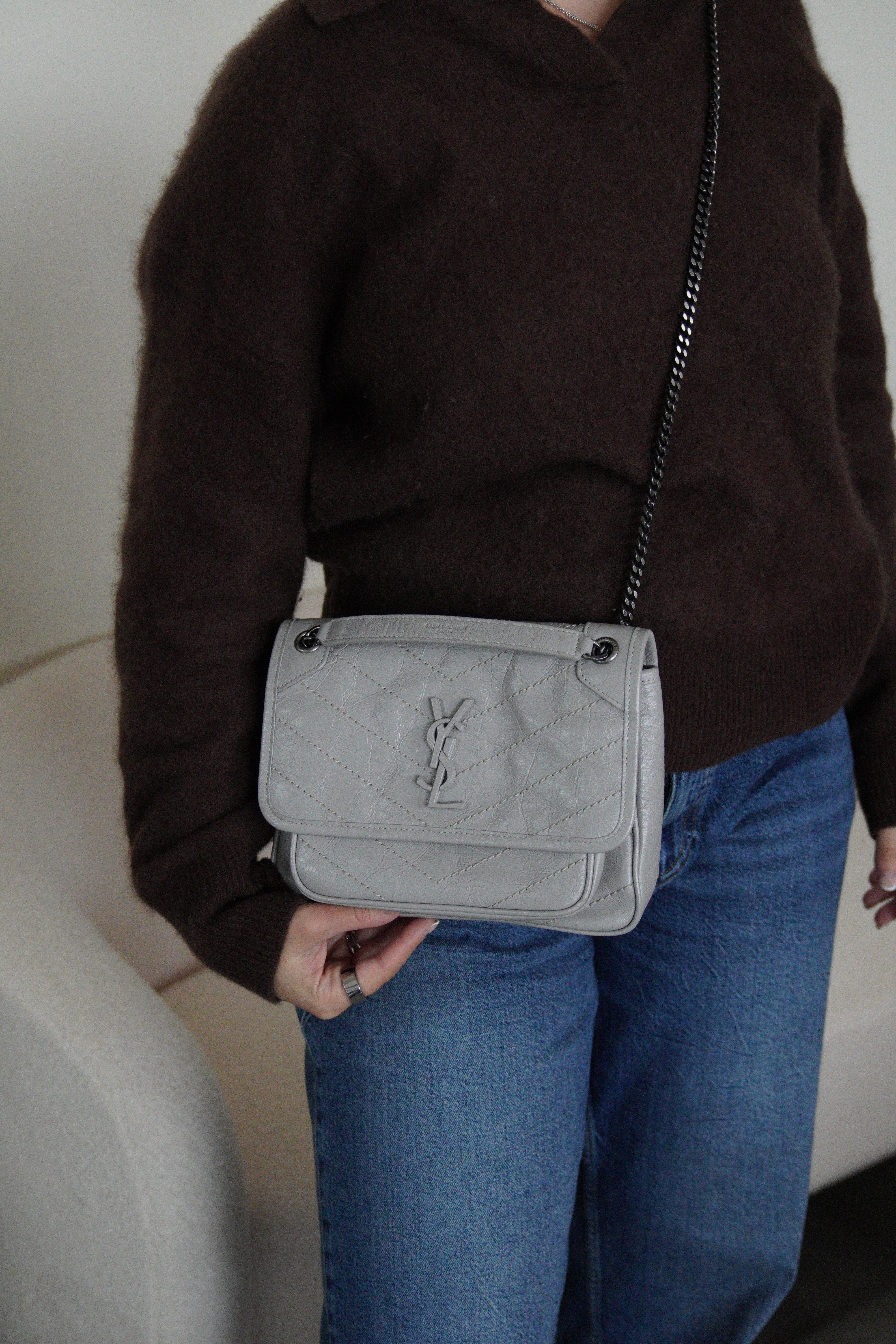 Saint Laurent Niki baby grey leather bag – bamluxurystore