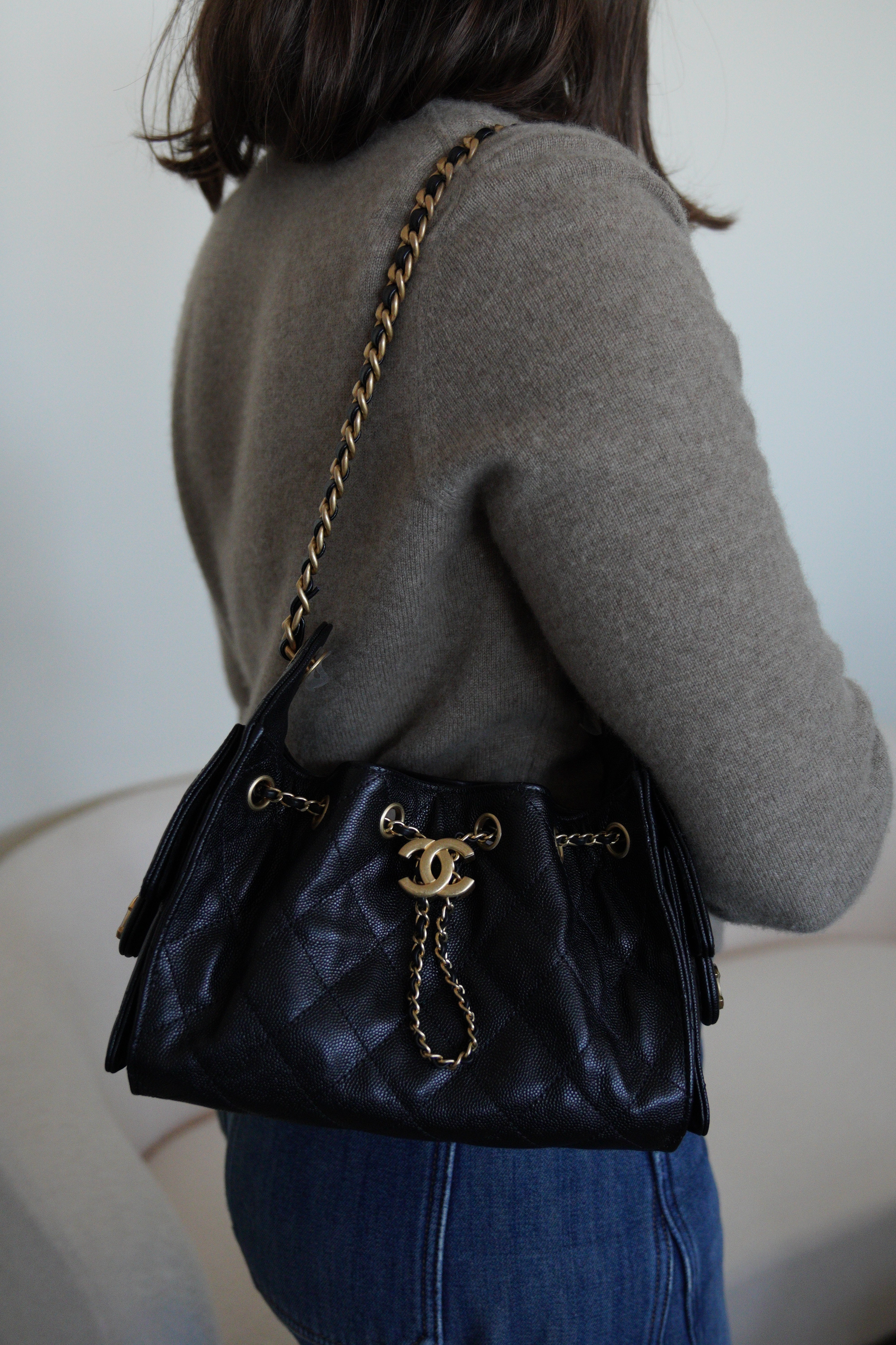 Chanel 25 mini black caviar leather (new) – bamluxurystore
