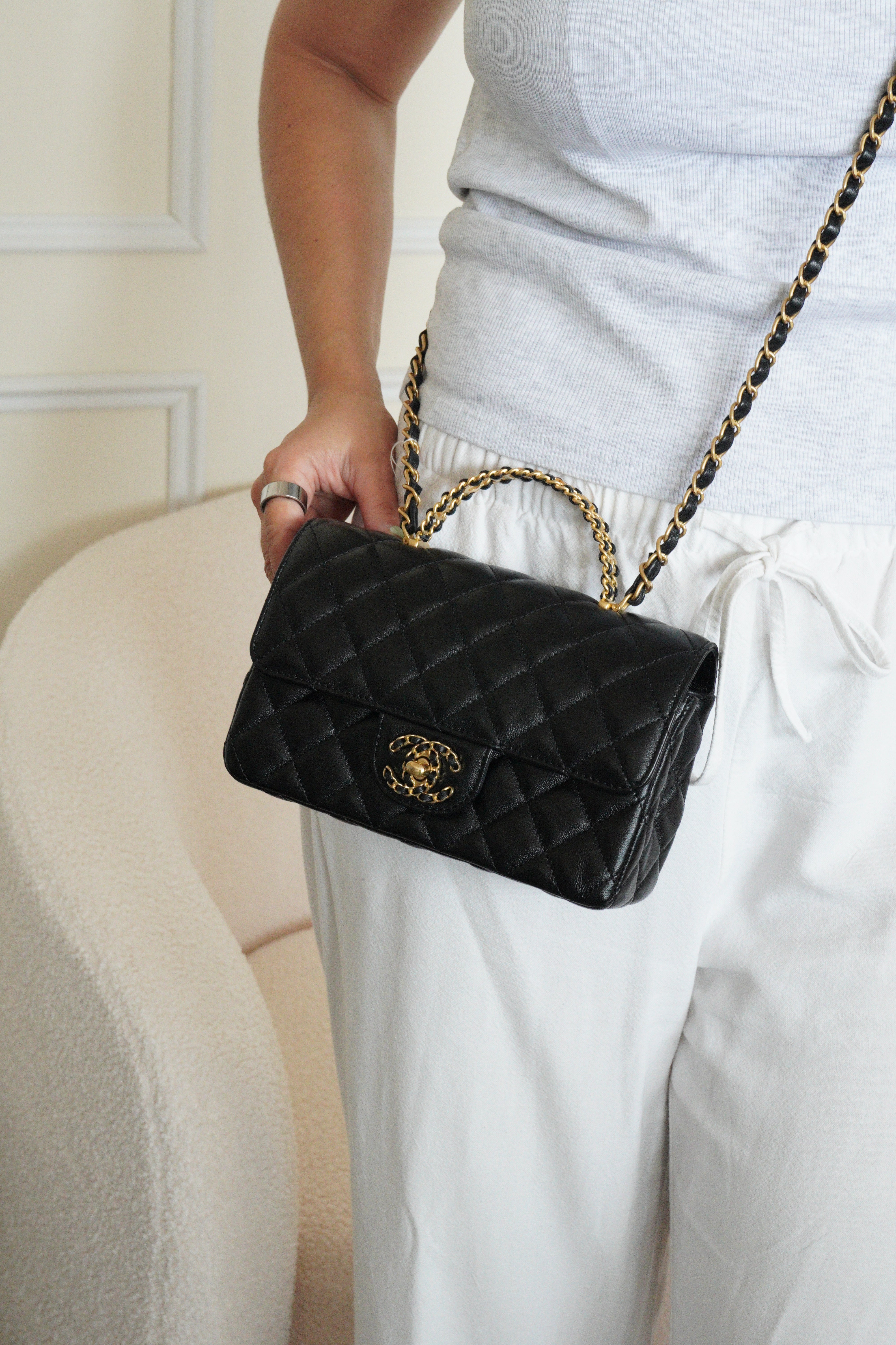 Chanel Top handle Black Gold – bamluxurystore