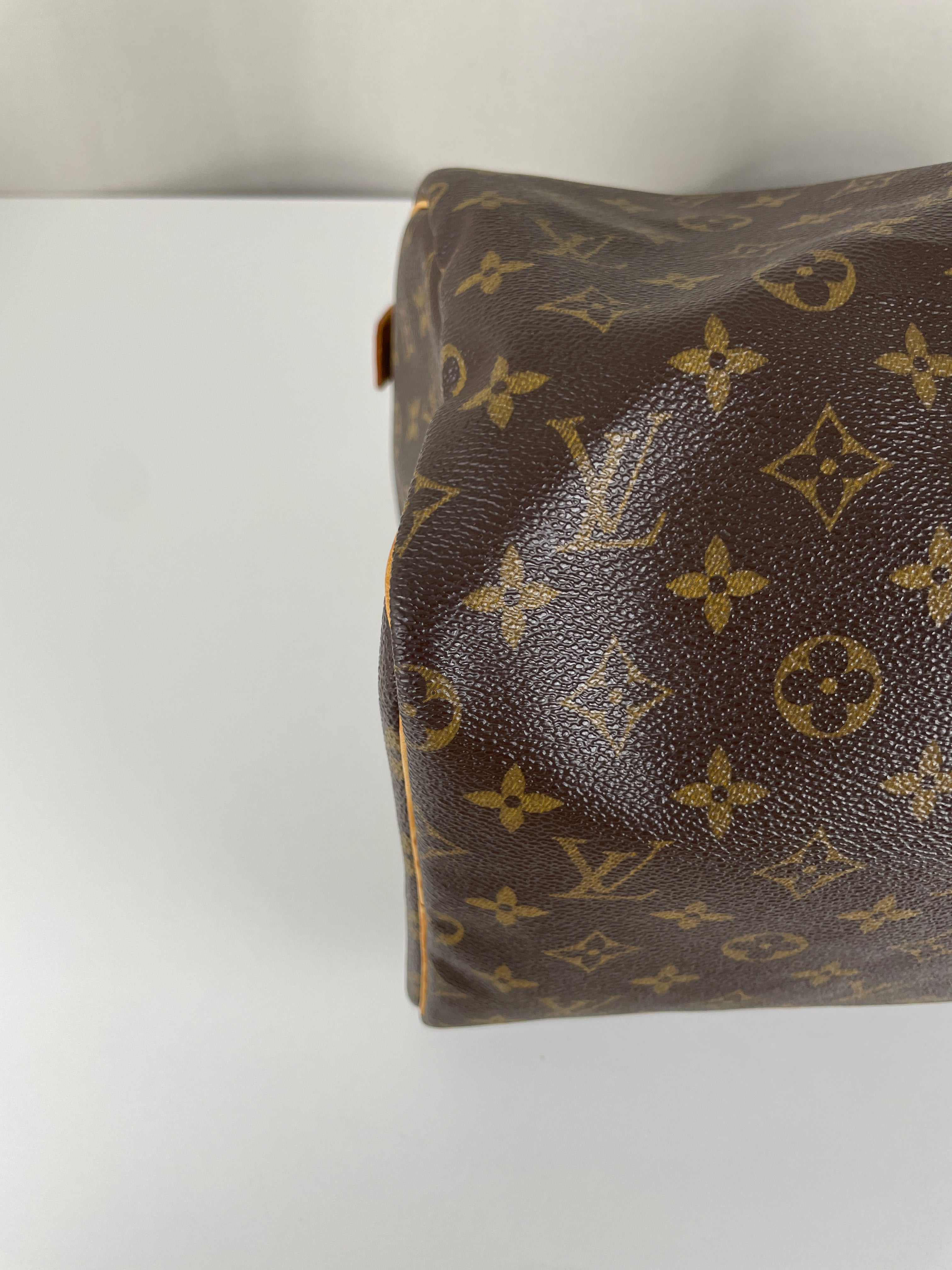 Louis Vuitton speedy 40 monogram – bamluxurystore