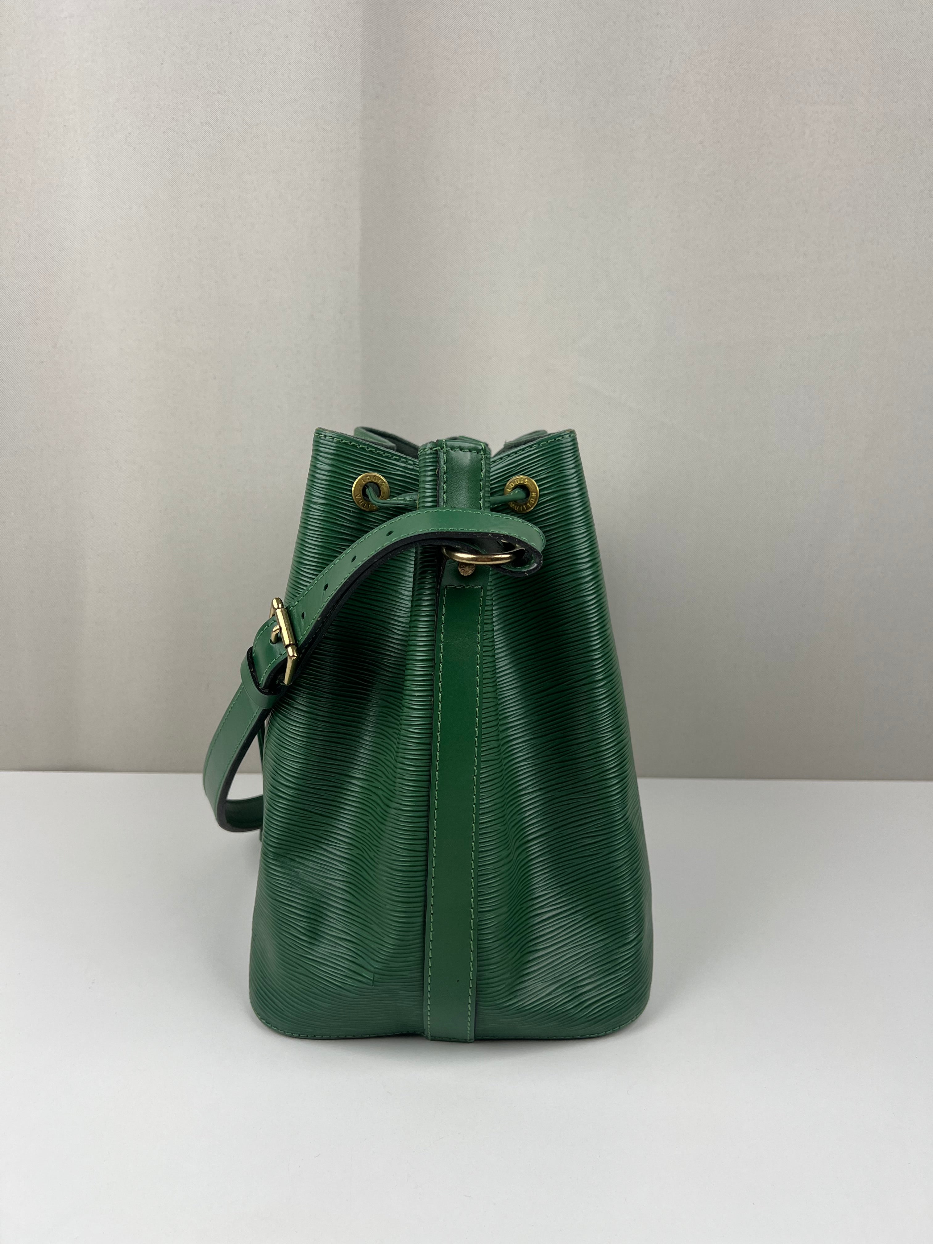 Louis Vuitton Noé PM épi leather green – bamluxurystore