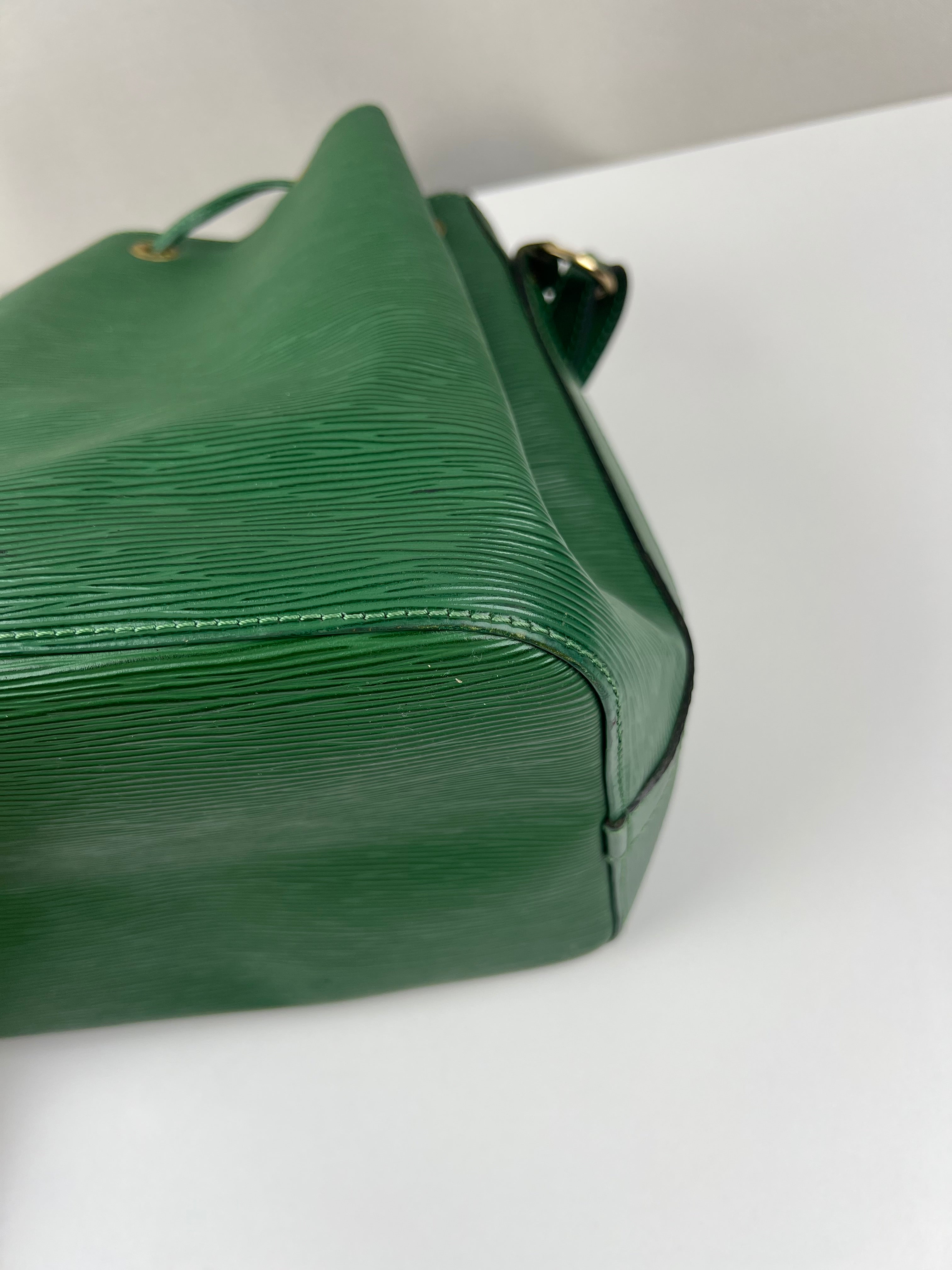 Louis Vuitton Noé PM épi leather green – bamluxurystore