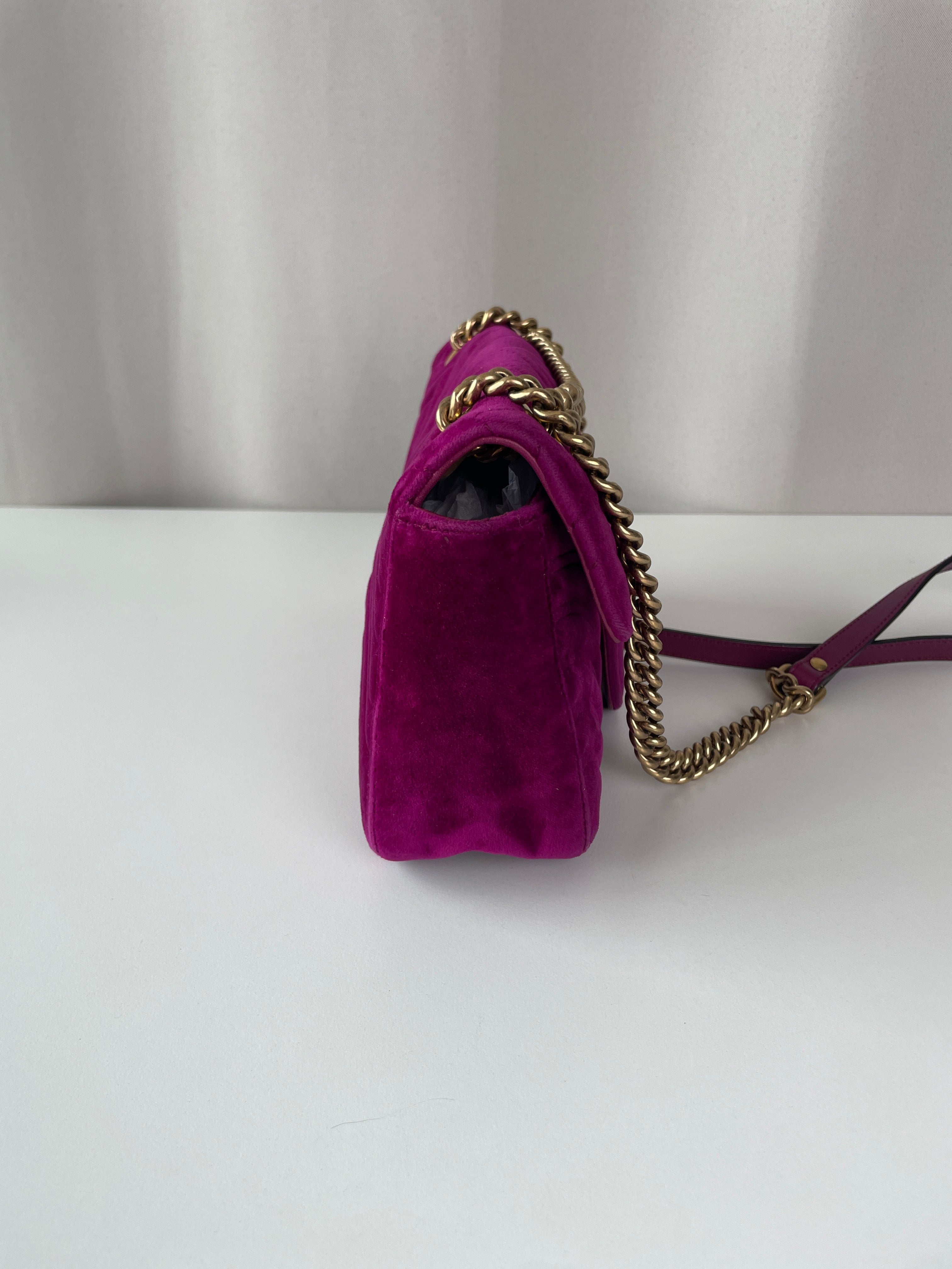 GUCCIグッチ GGマーモント ベルベット ショルダーバッグ パープル ベロア Gucci Marmont Velvet Mauve Medium – bamluxurystore