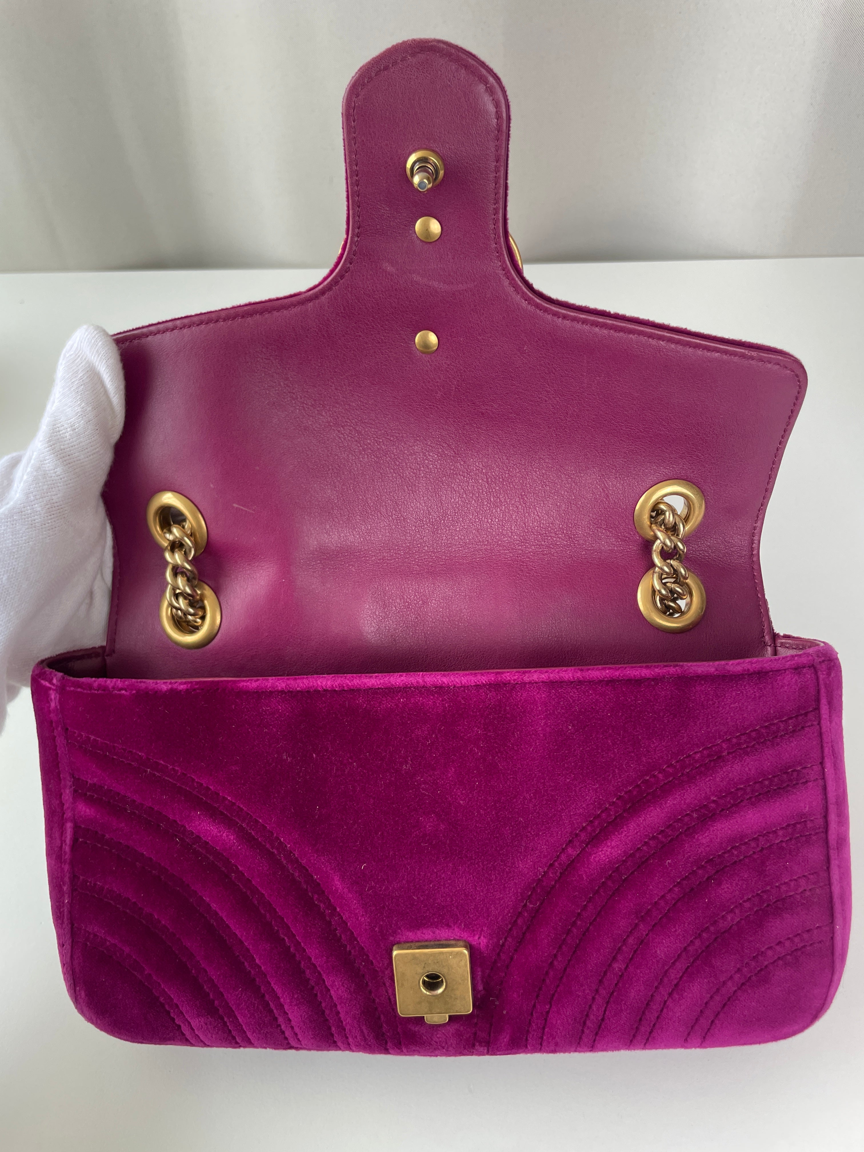 Gucci Marmont Velvet Mauve Medium – bamluxurystore