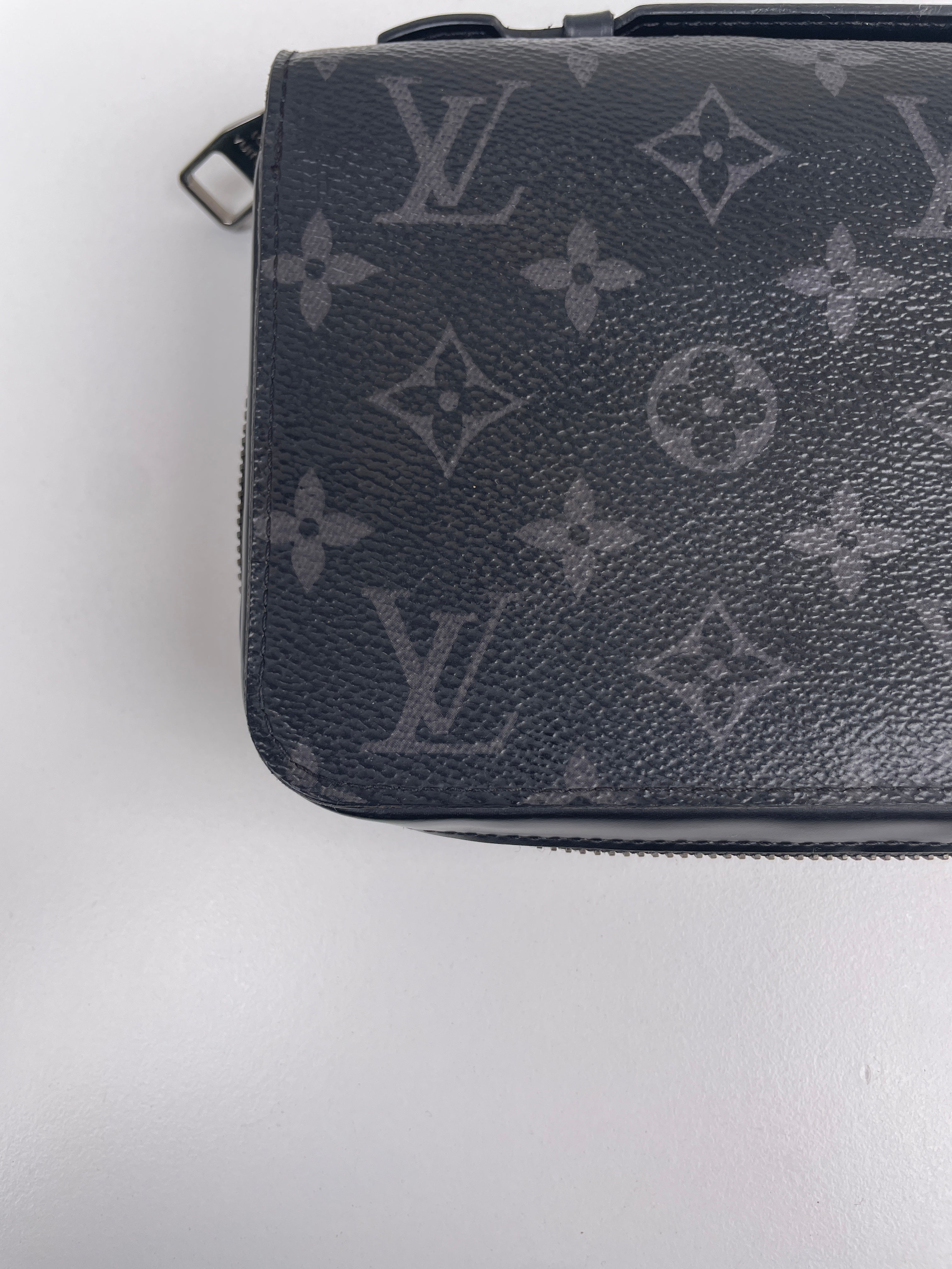 Louis Vuitton wallet Zippy XL eclipse monogram – bamluxurystore