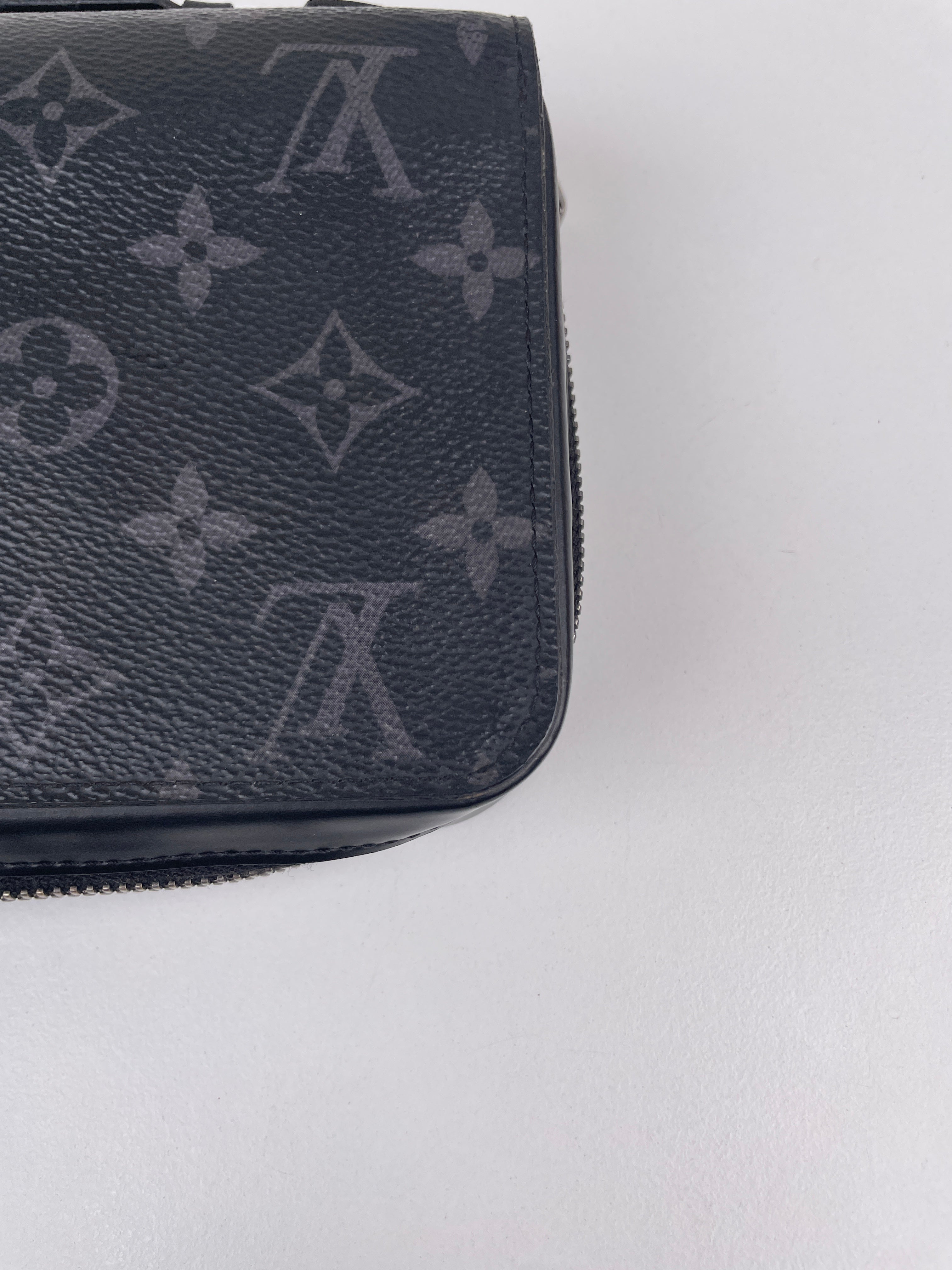 Louis Vuitton wallet Zippy XL eclipse monogram – bamluxurystore