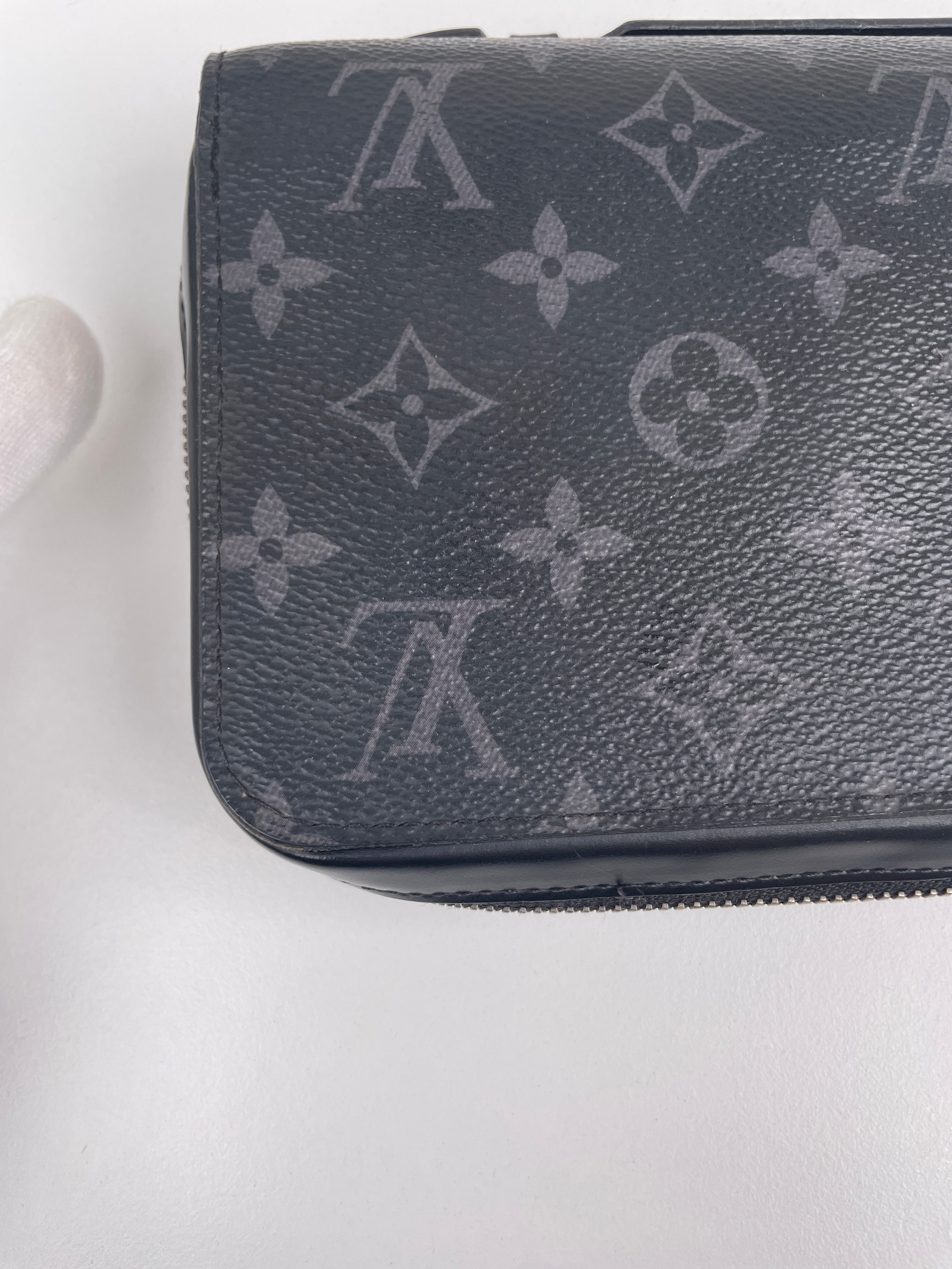 Louis Vuitton wallet Zippy XL eclipse monogram – bamluxurystore