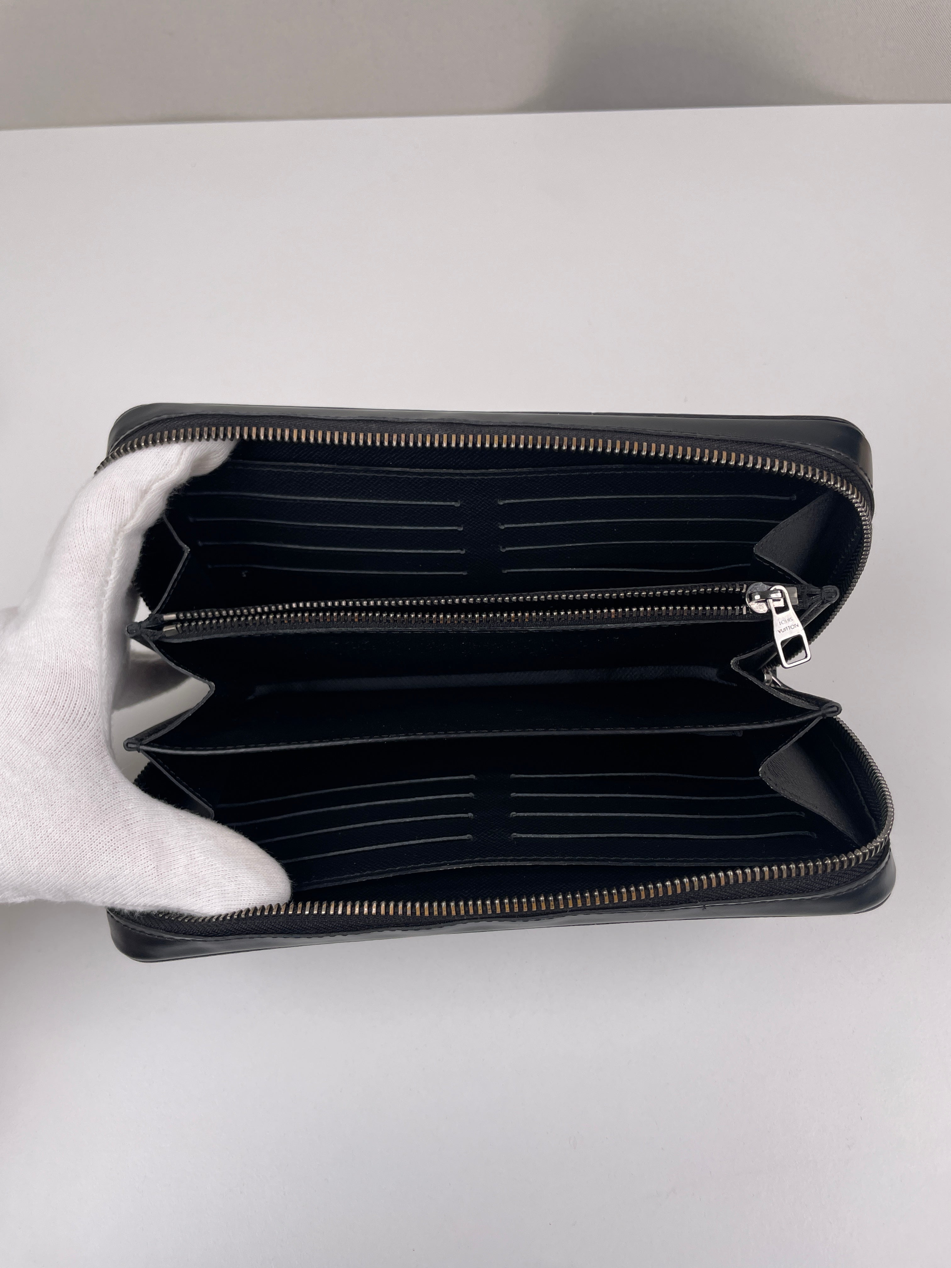 Louis Vuitton wallet Zippy XL eclipse monogram – bamluxurystore