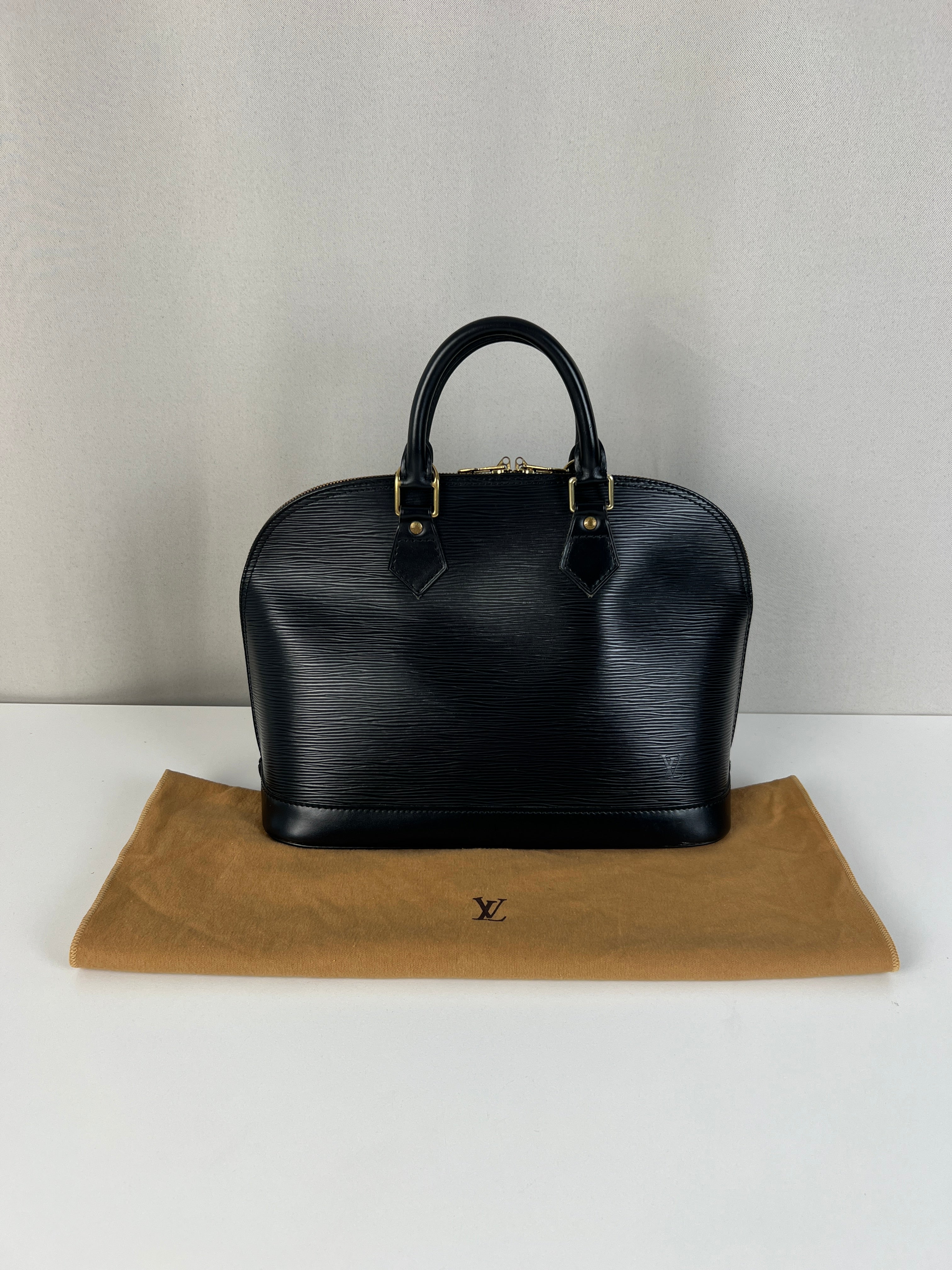Louis Vuitton Alma PM black epi leather – bamluxurystore
