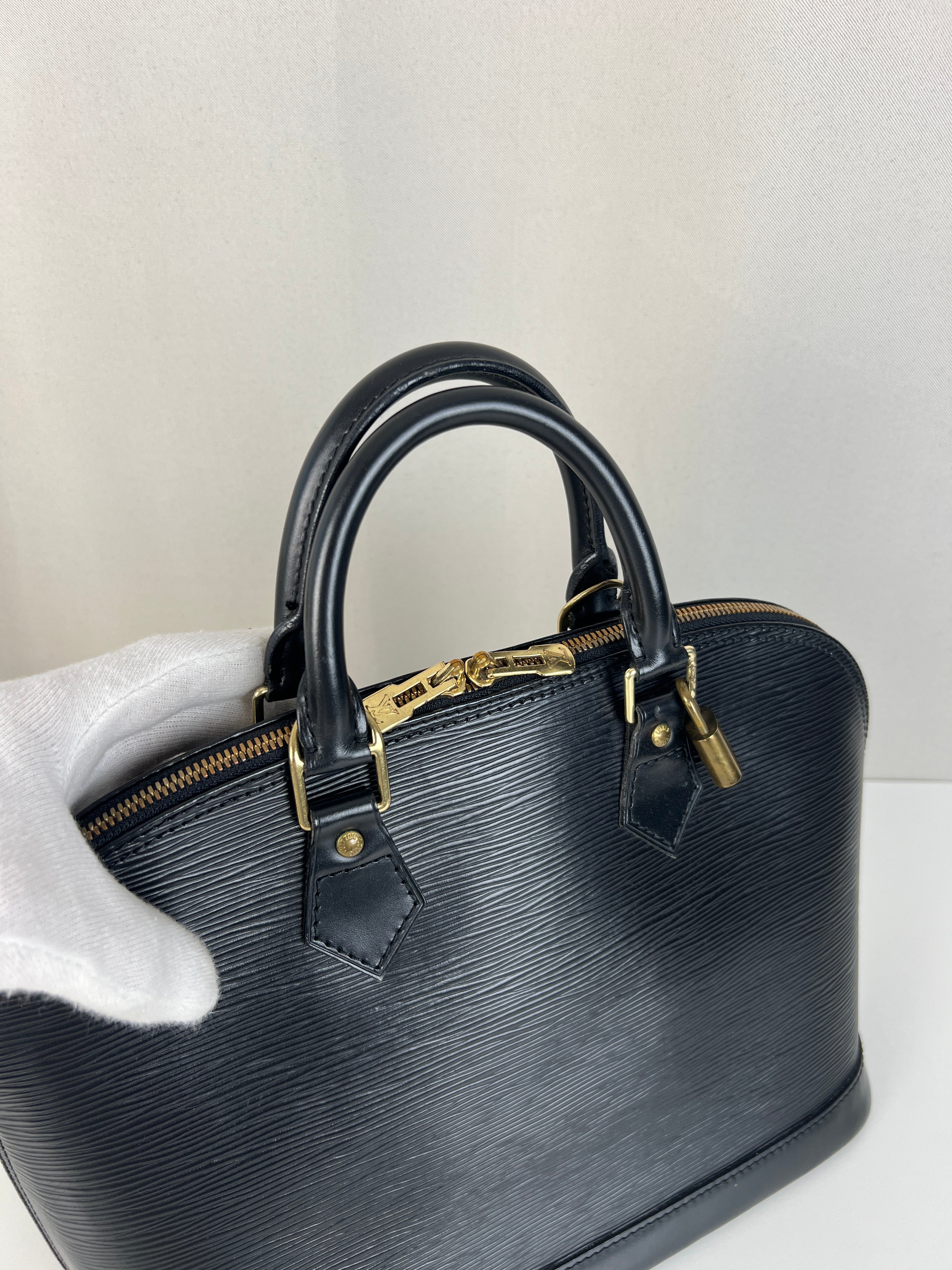 Louis Vuitton Alma PM black epi leather – bamluxurystore