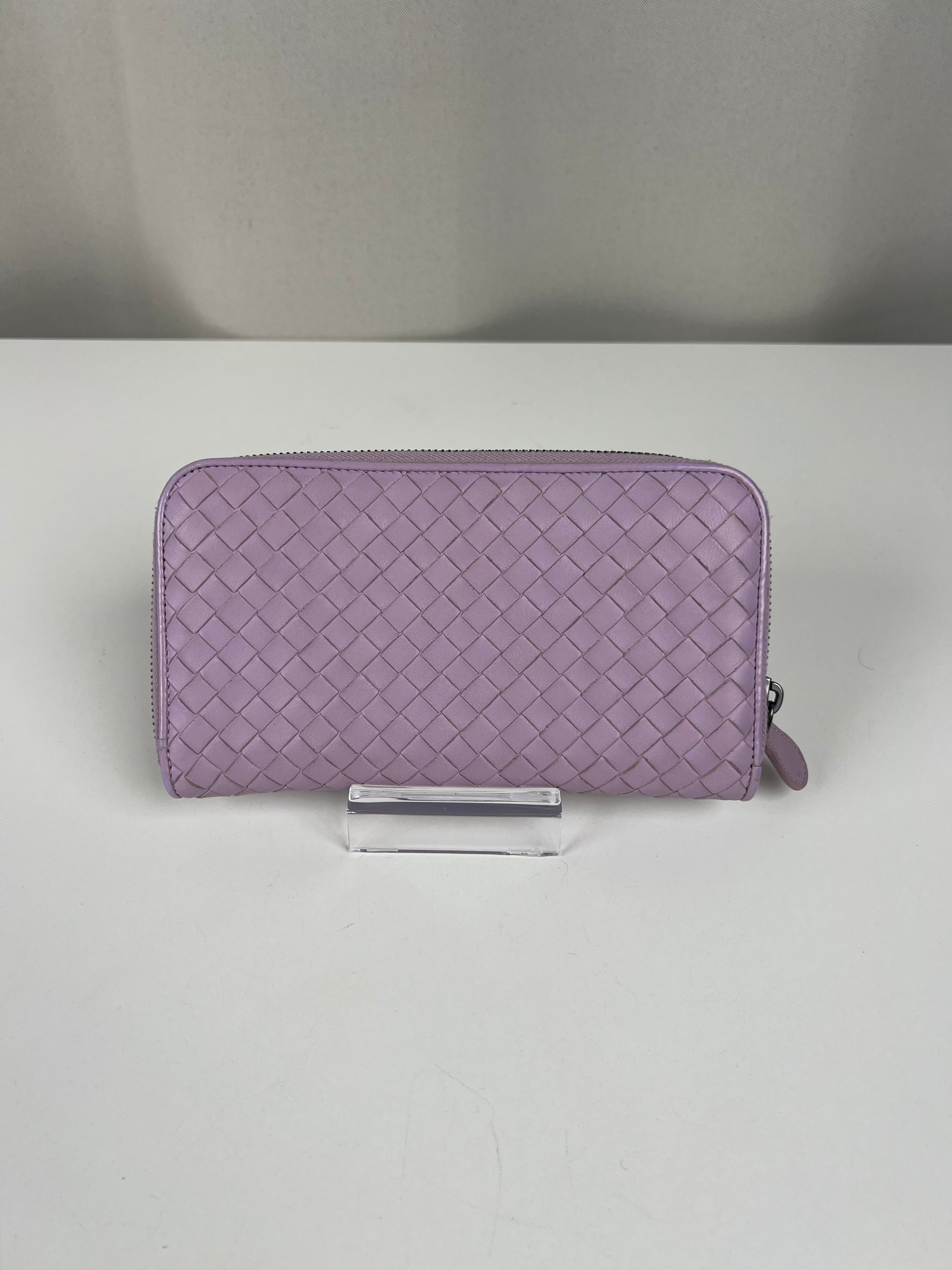 BOTTEGA VENETA 三つ折り財布 ライトパープル Bottega Veneta Long Wallet Zippy mauve leather – bamluxurystore