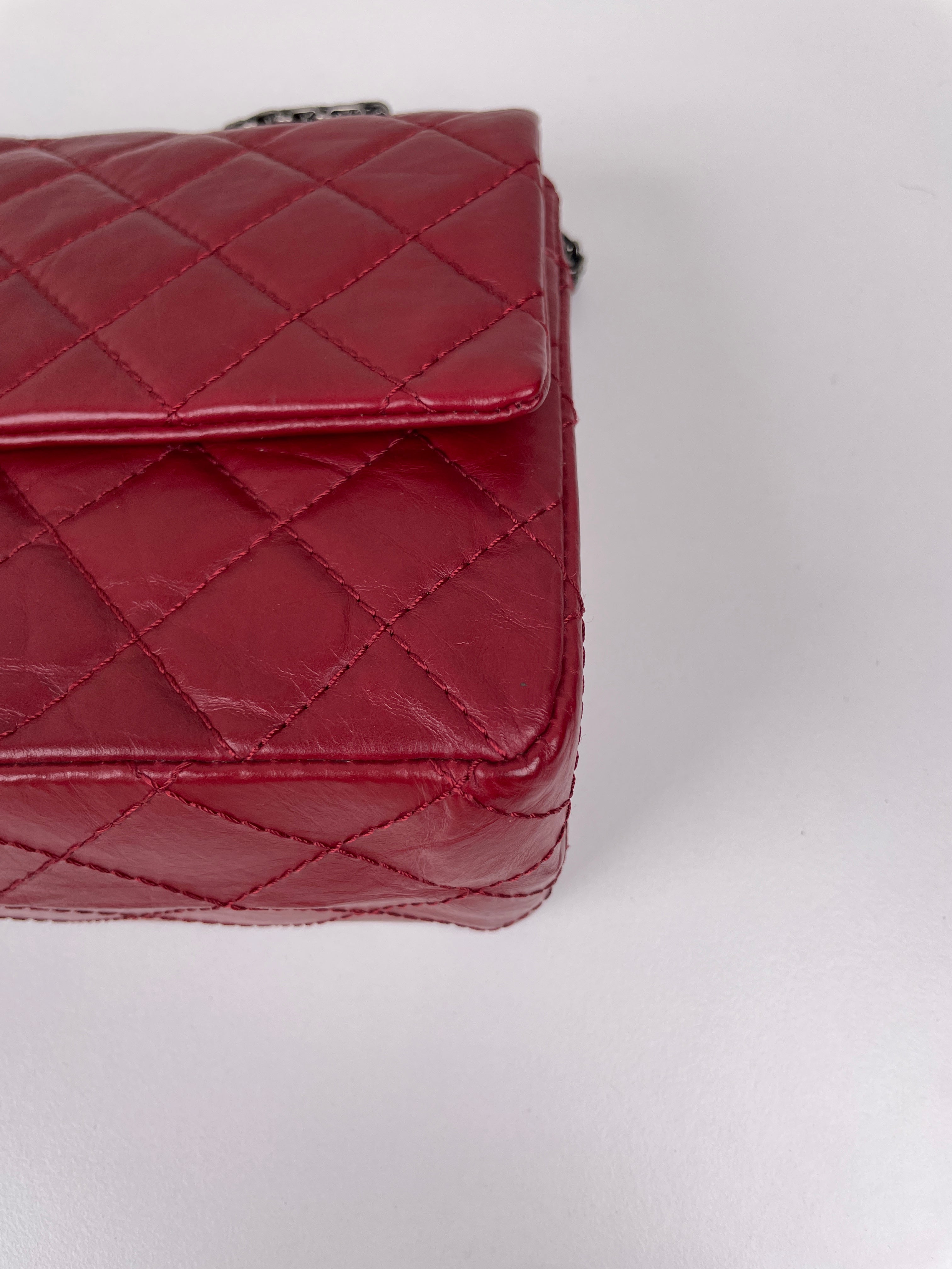 Chanel 2.55 jumbo red leather handbag – bamluxurystore