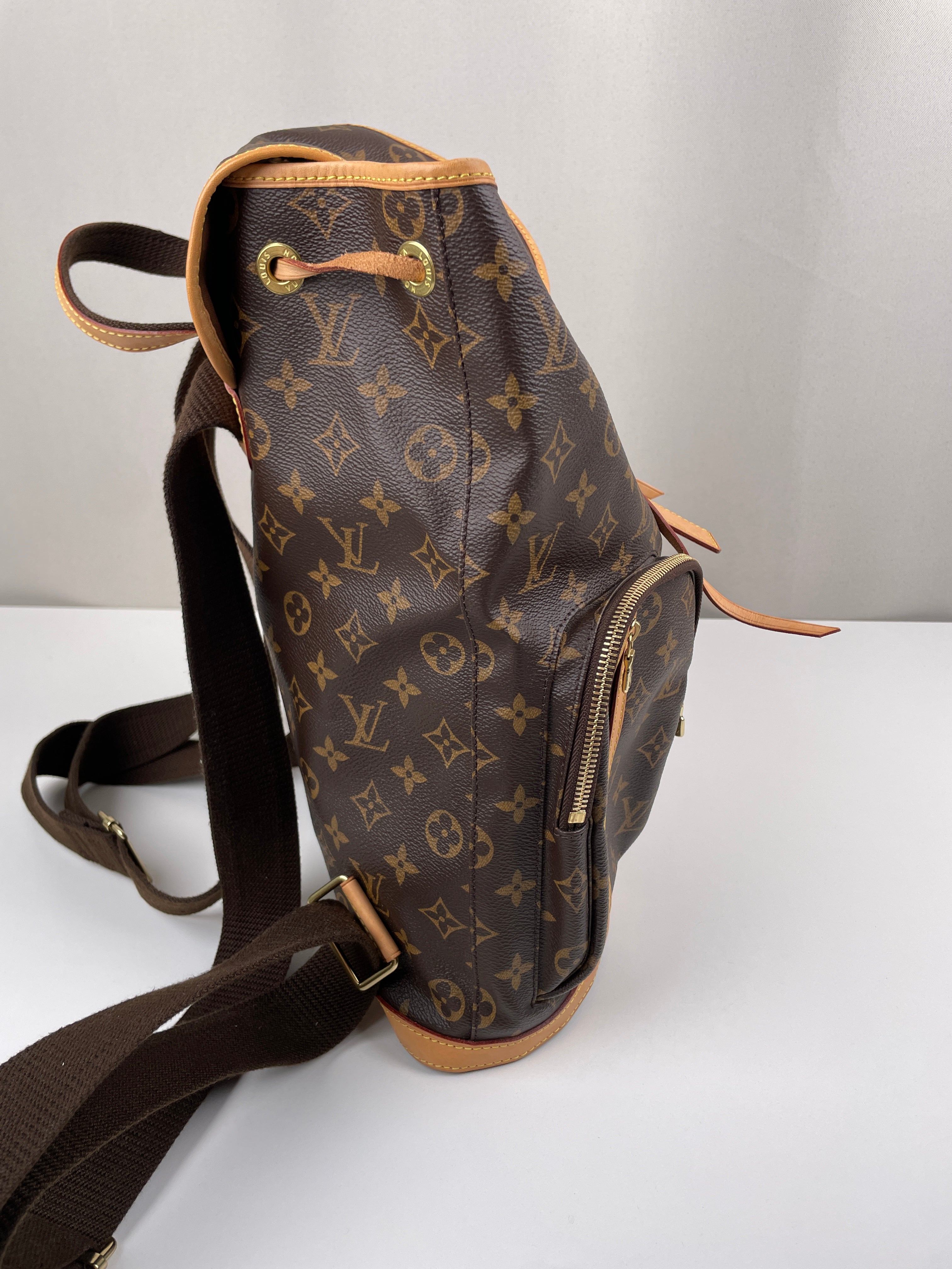 Louis Vuitton Backpack monogram – bamluxurystore