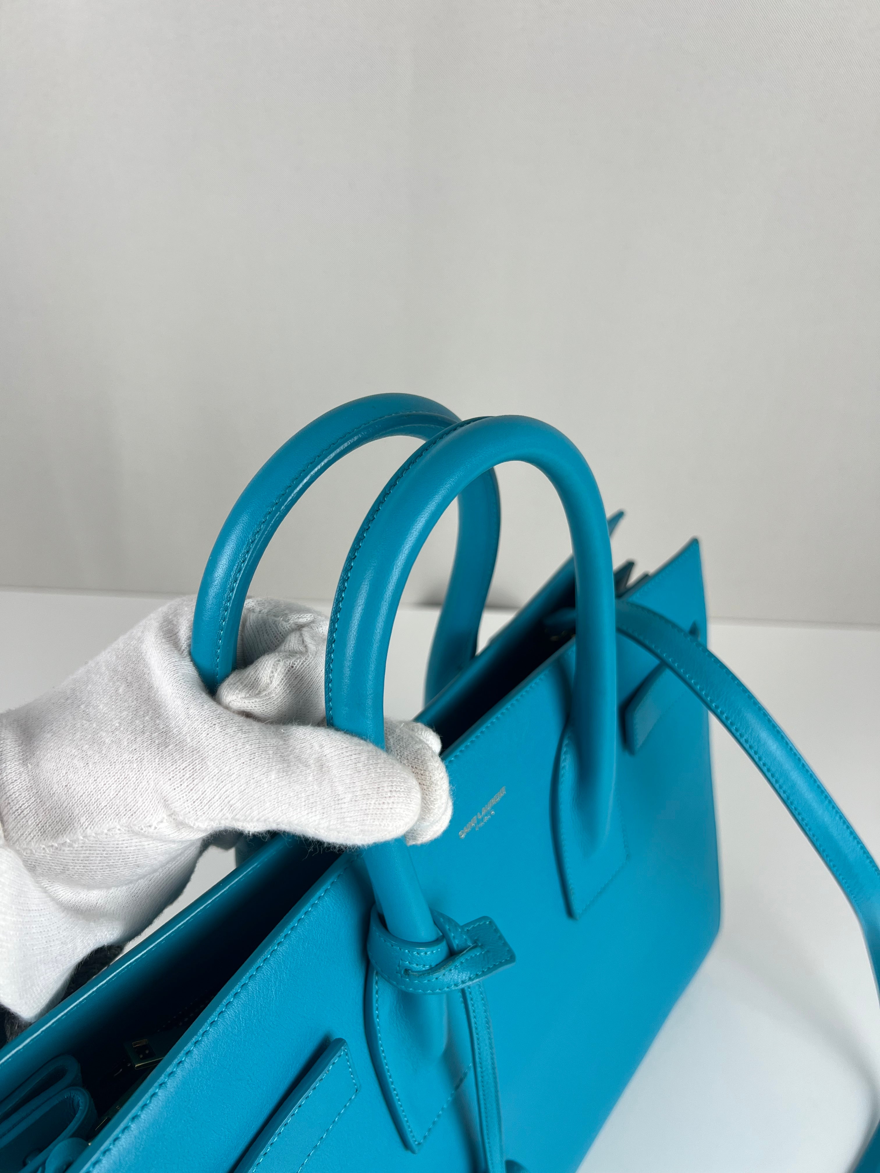 Saint Laurent Sac de Jour blue leather – bamluxurystore