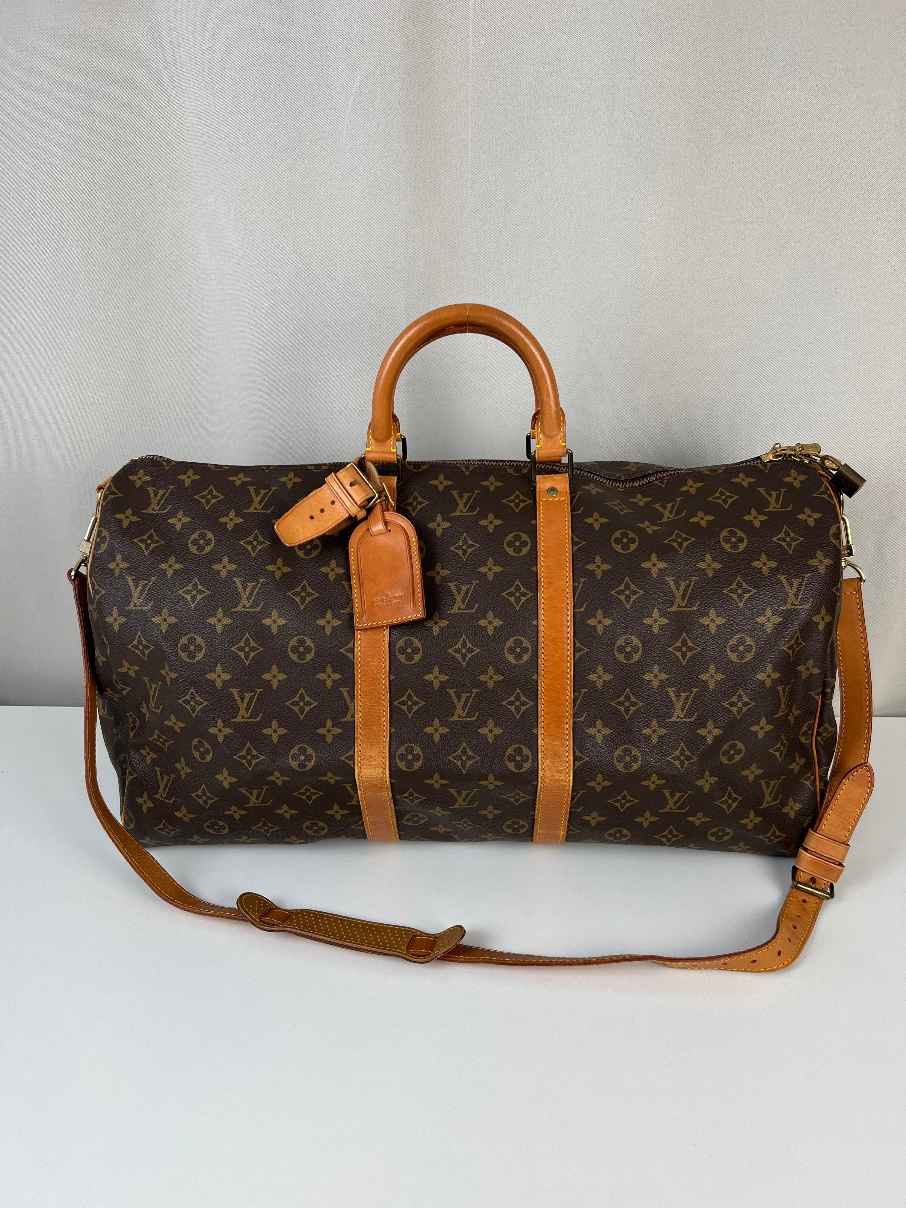 Louis Vuitton Keepall 55 Monogram canvas bag with strap