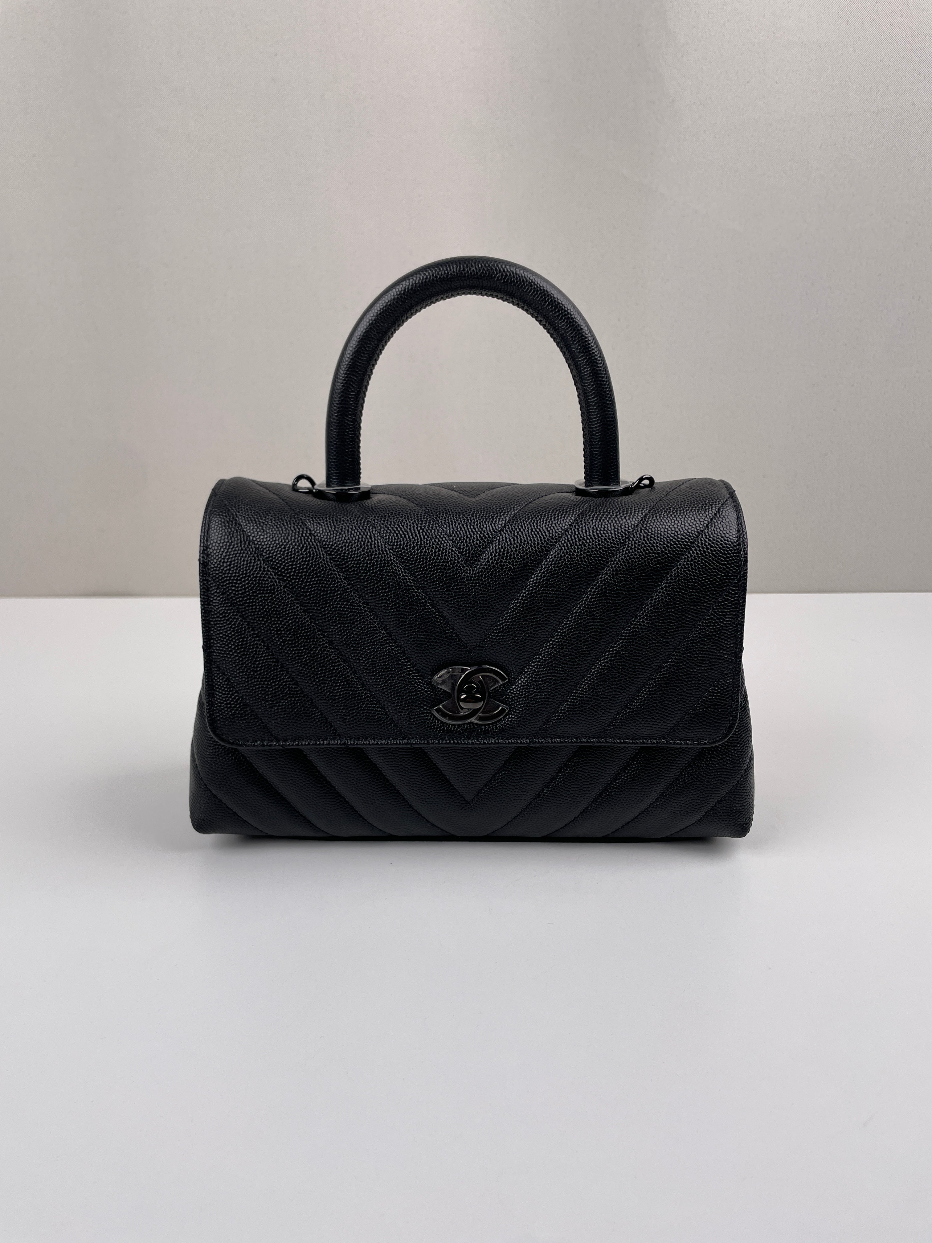 Chanel Coco Handle Full Black Chevron Caviar – bamluxurystore