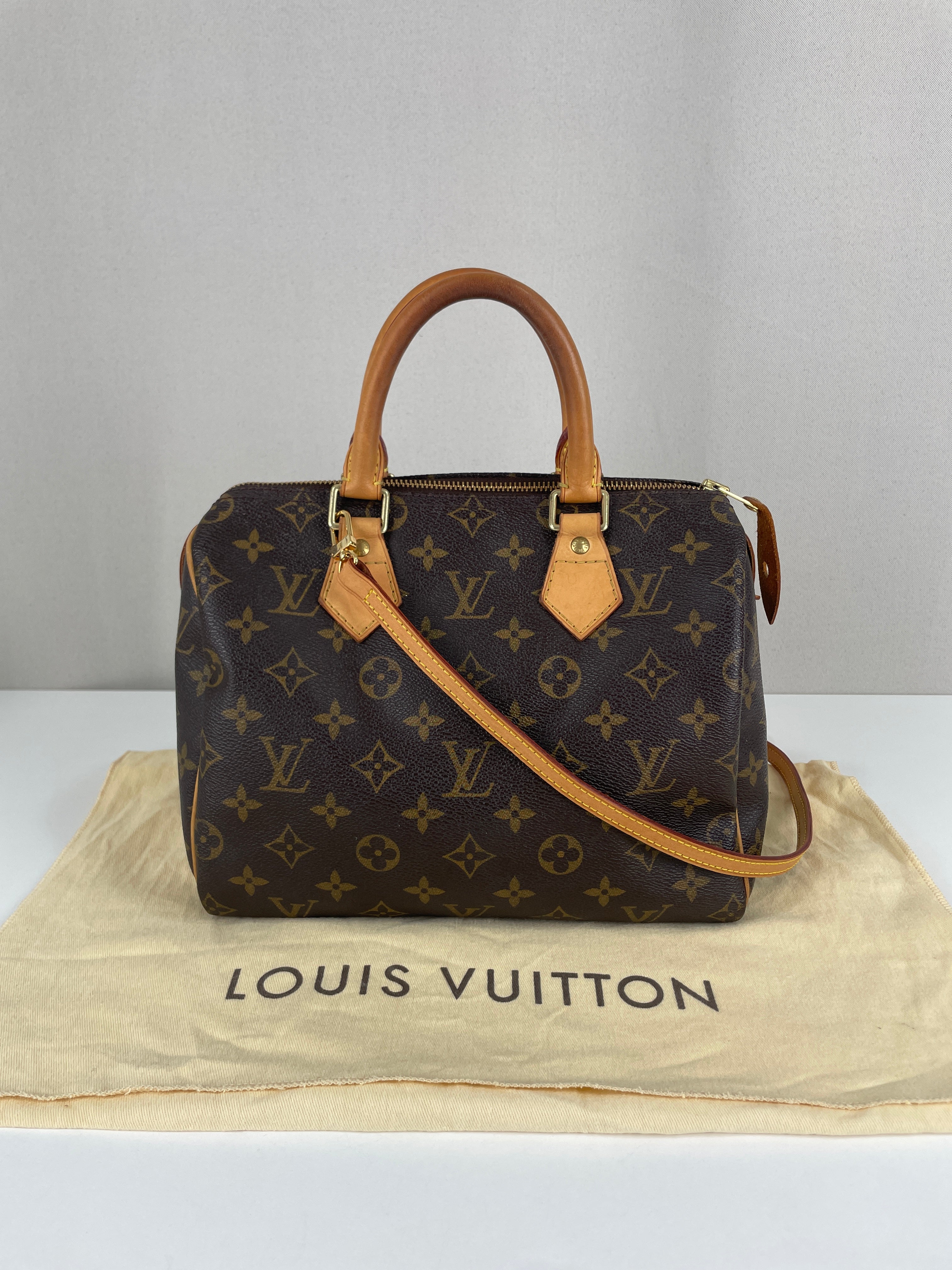 Louis Vuitton Speedy 25 Bag with shoulder strap Monogram Canvas