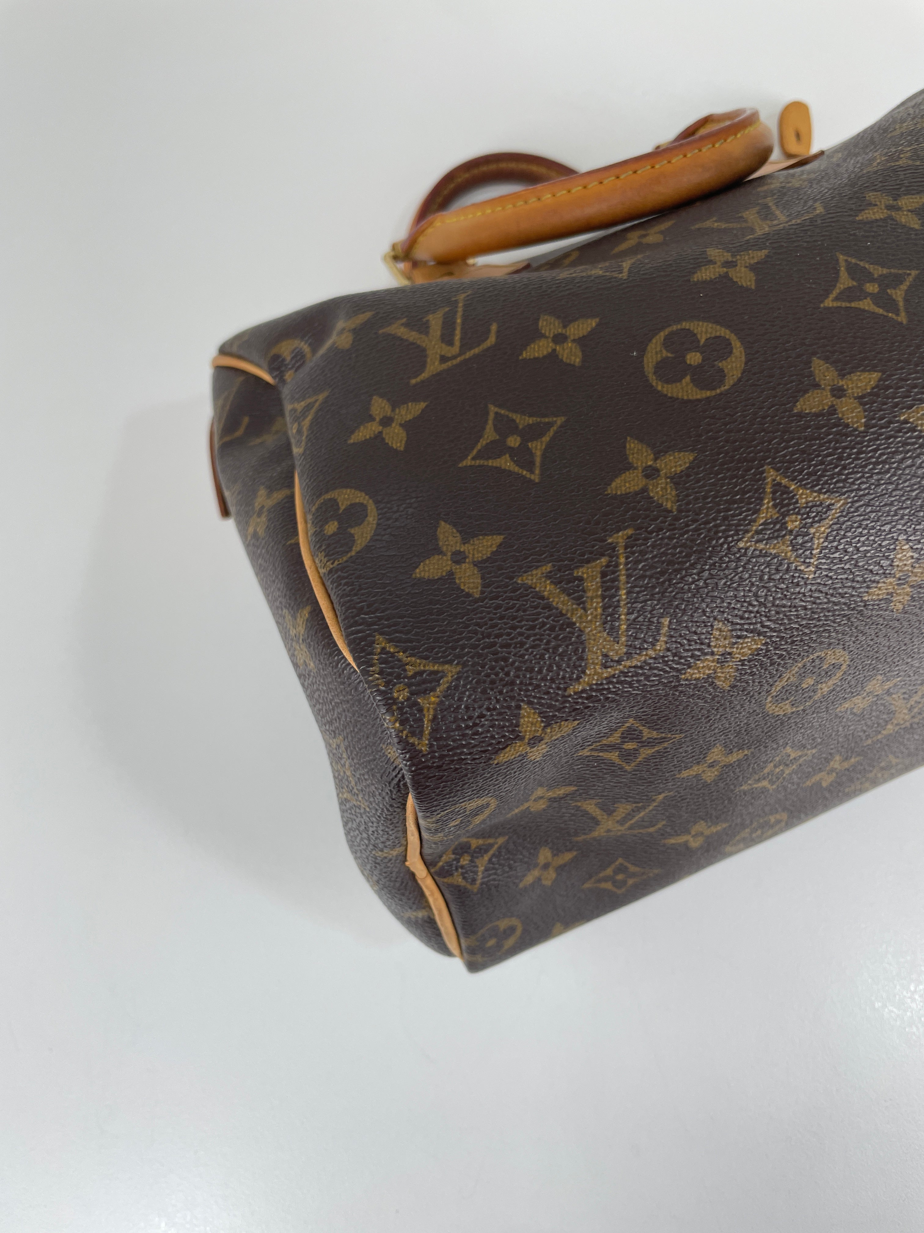 Louis Vuitton Speedy 25 Bag with shoulder strap Monogram Canvas