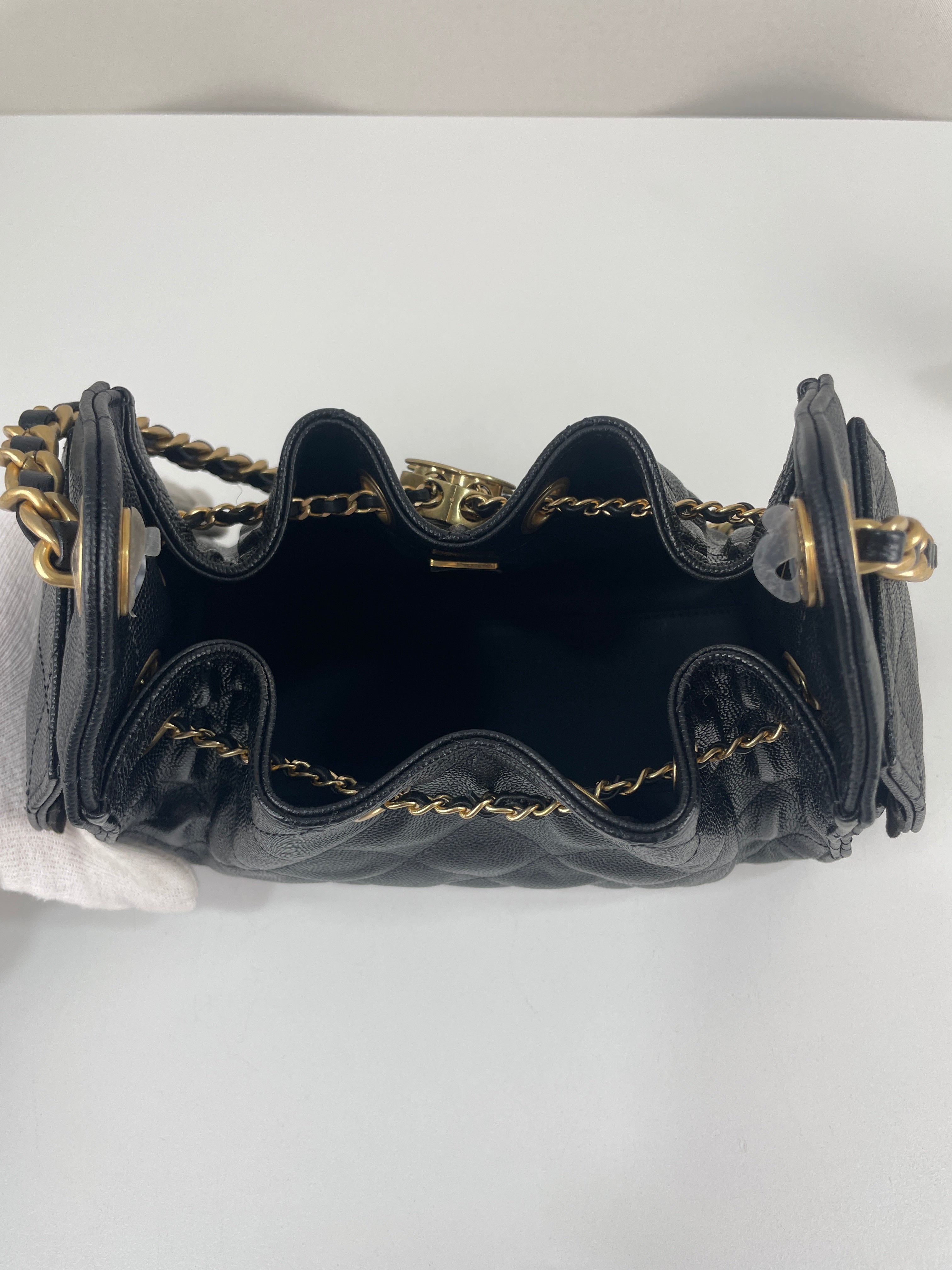 Chanel 25 mini black caviar leather (new) – bamluxurystore
