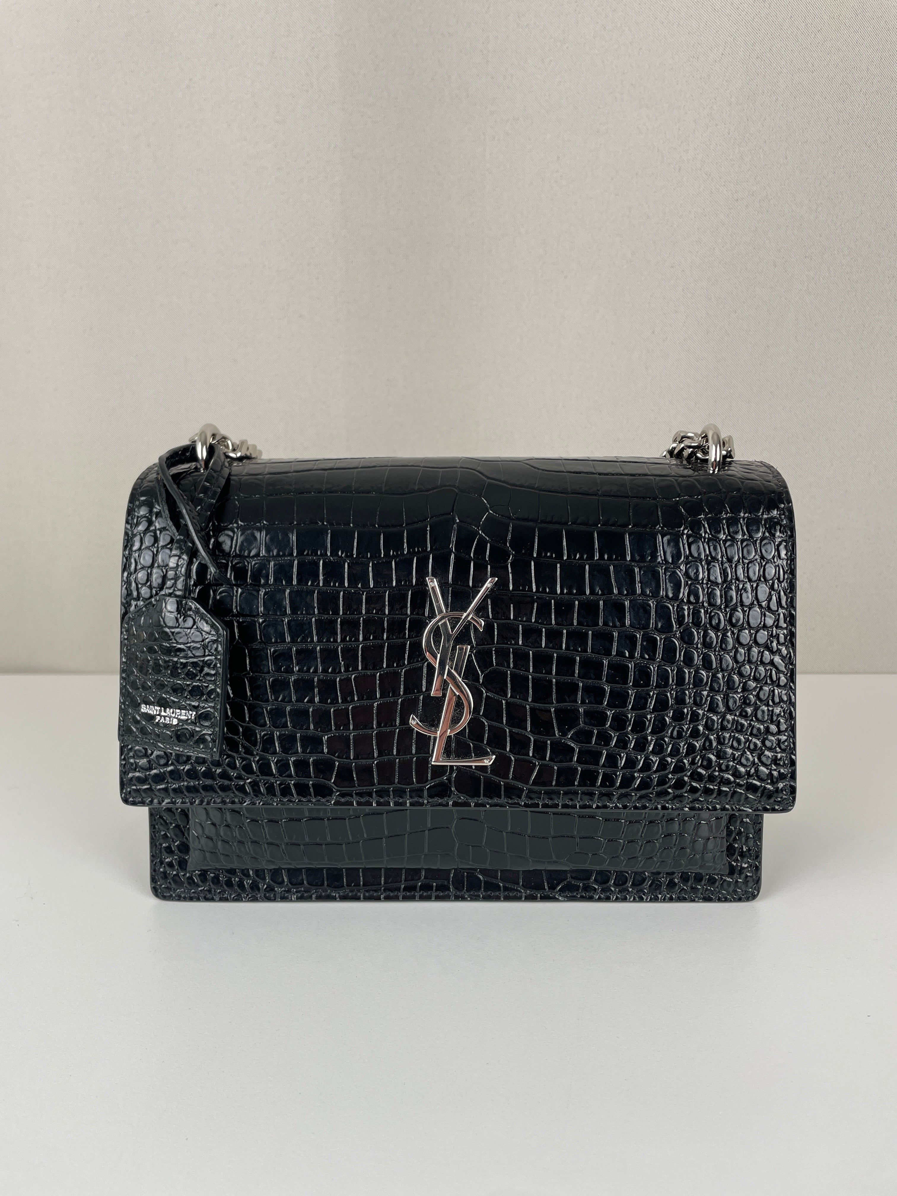 Saint Laurent Sunset medium in embossed leather – bamluxurystore