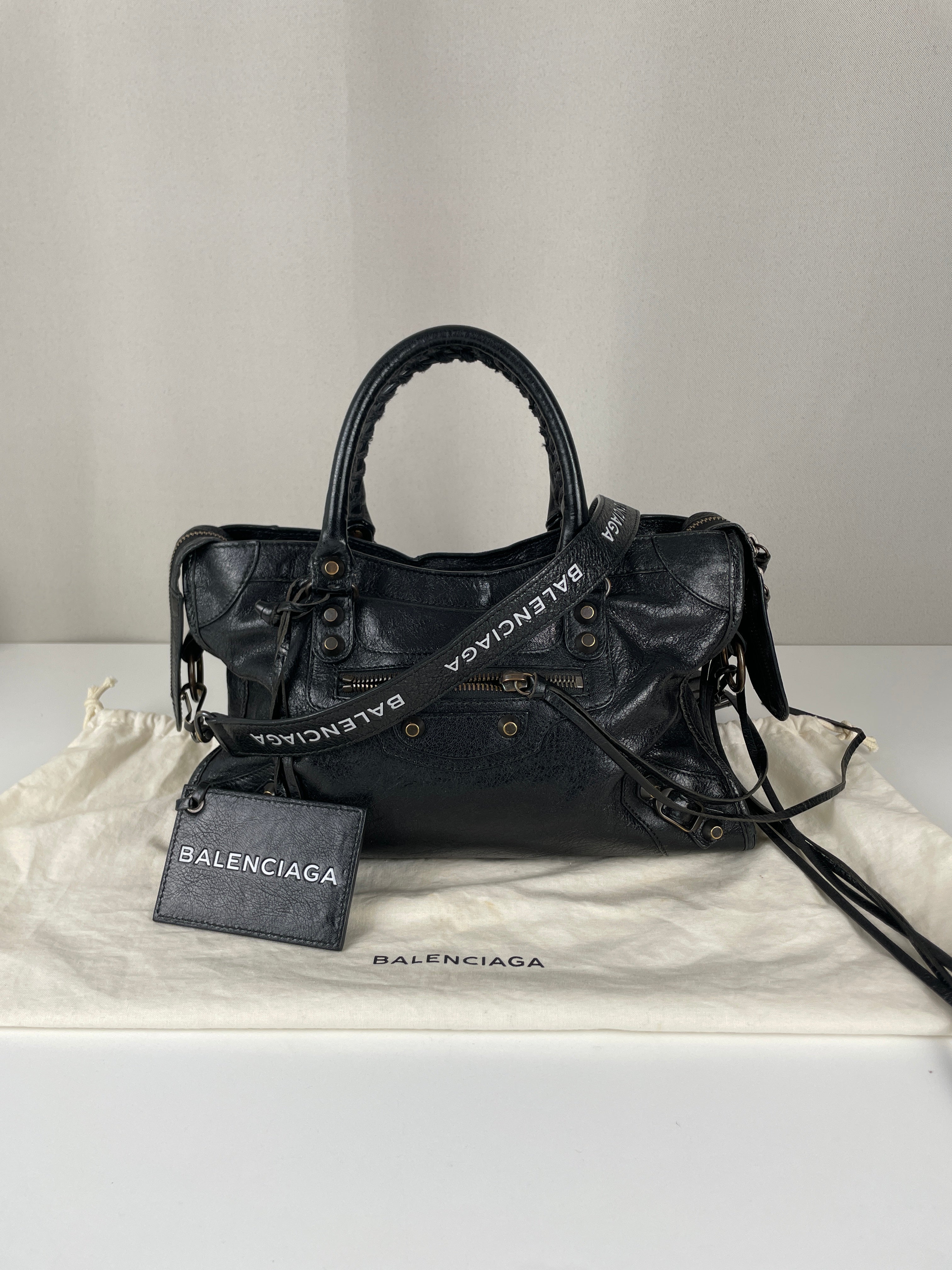 BALENCIAGA シティ スモール 黒 Balenciaga small city bag black leather crossbody bag – bamluxurystore