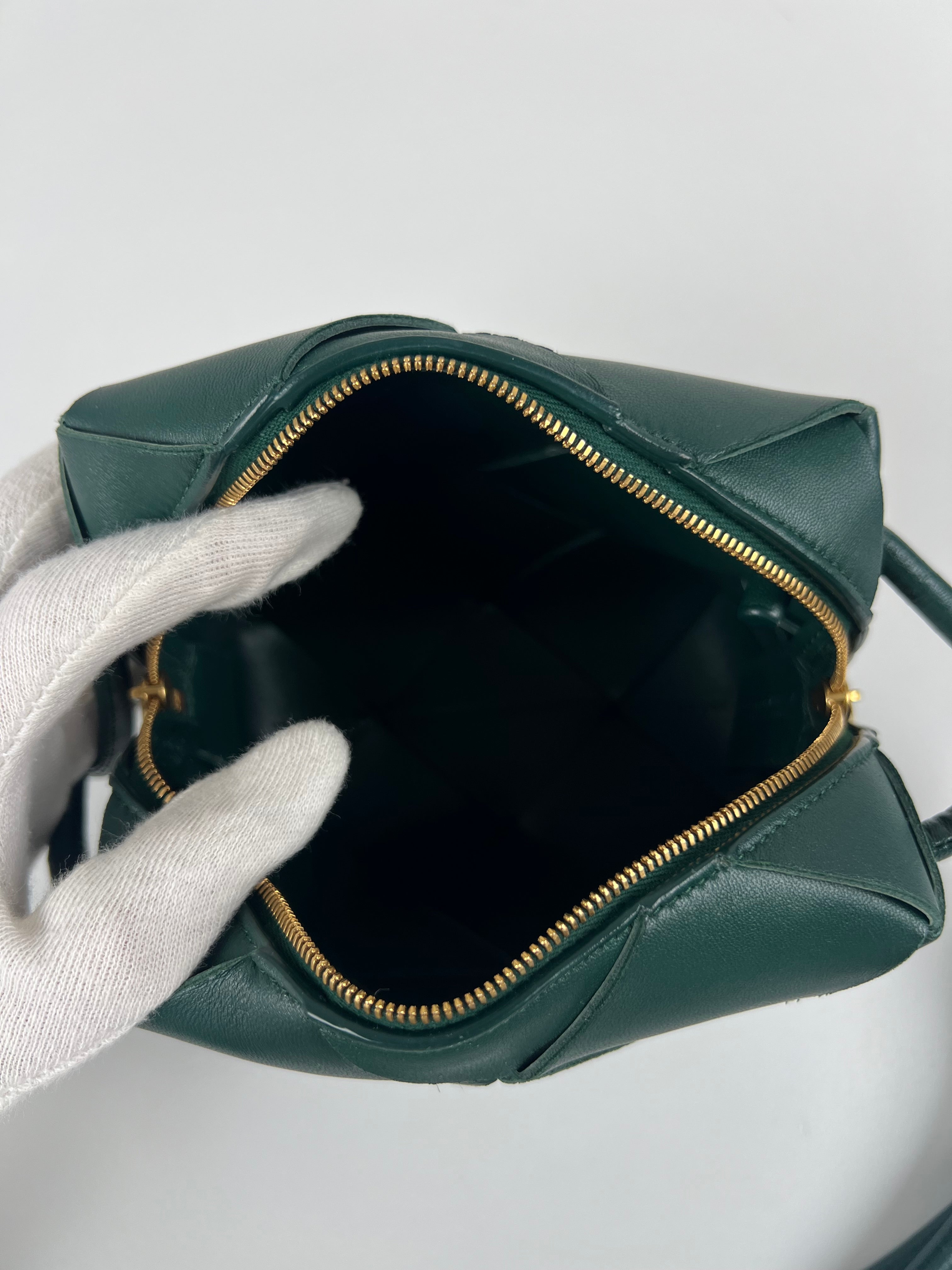 Bottega Veneta Cassette Pouch crossbody small dark green leather