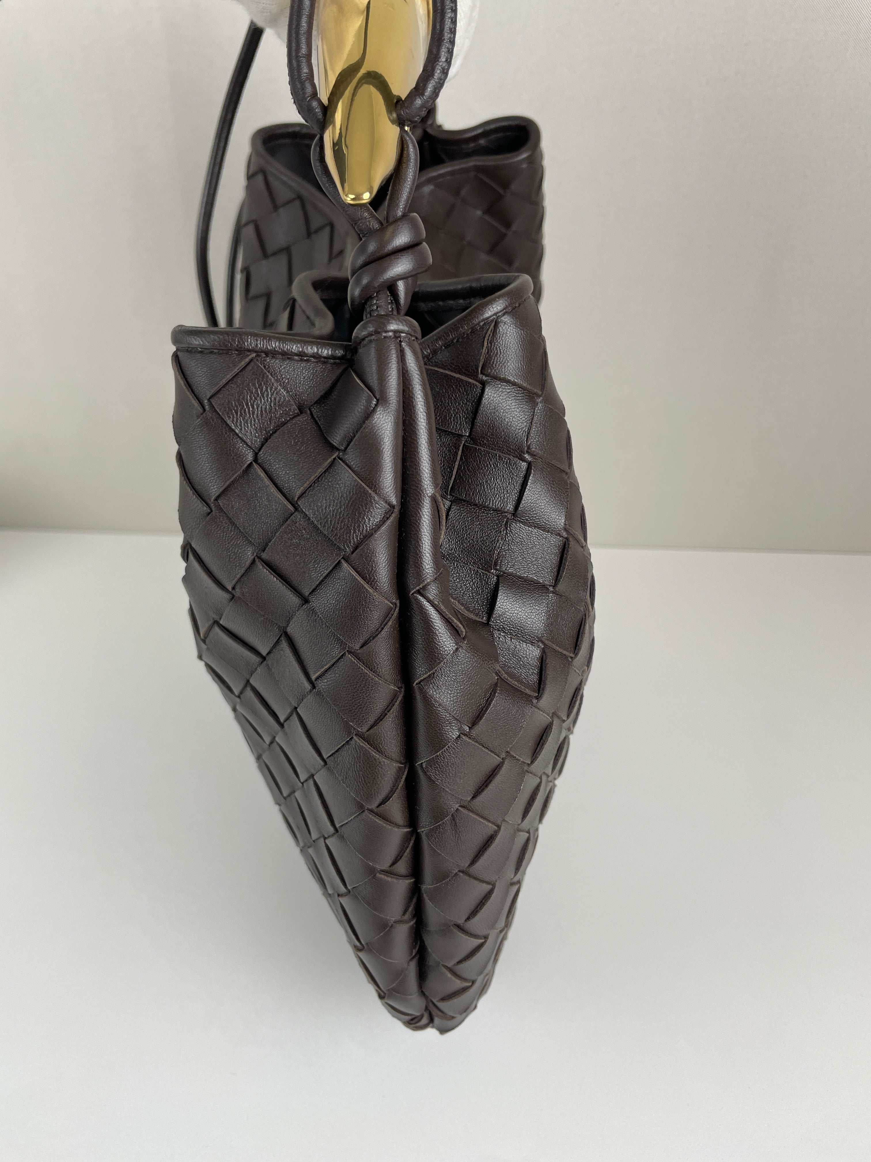 Bottega Veneta Sardine Medium chocolate fondant gold hardware