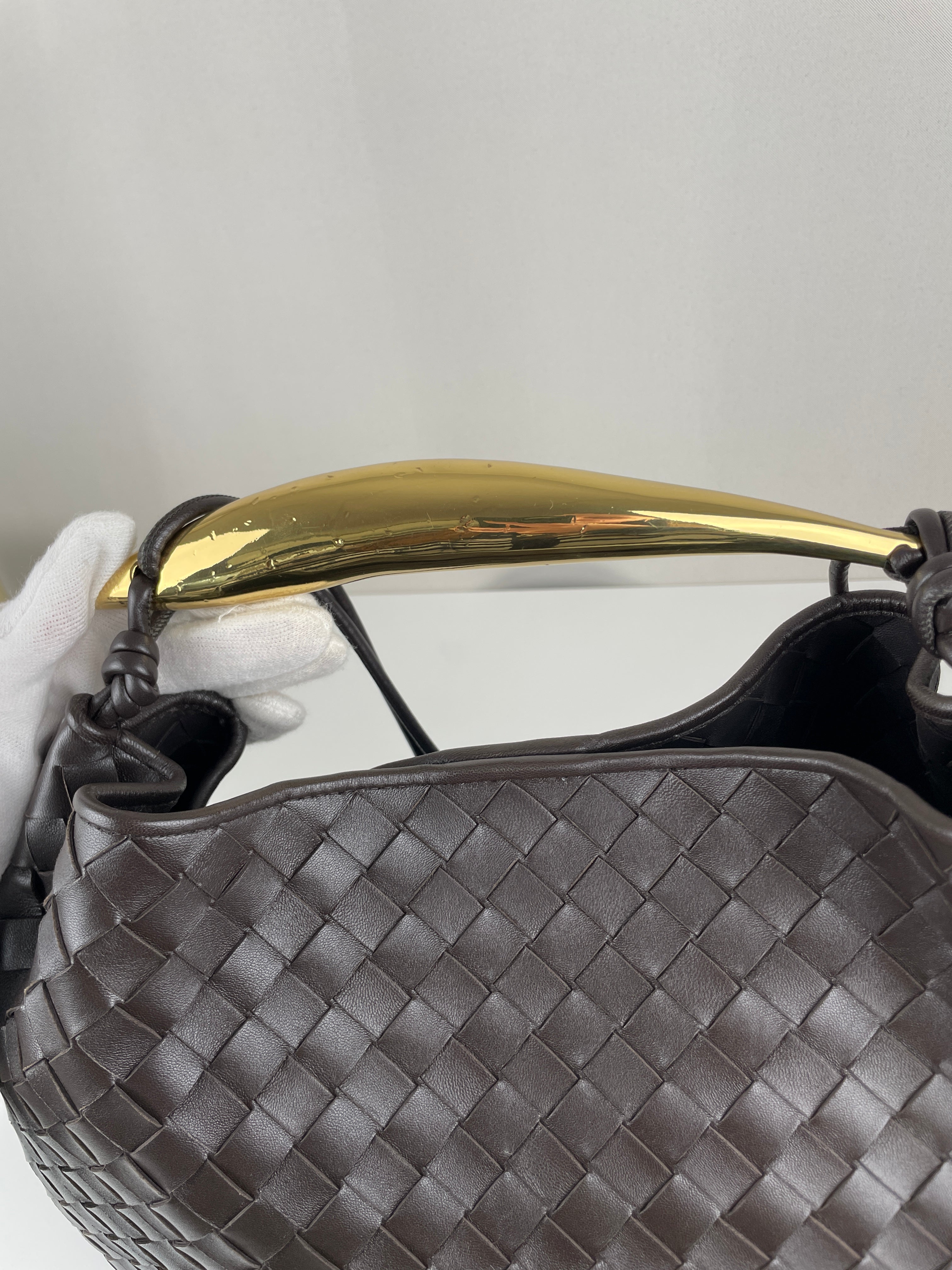 Bottega Veneta Sardine Medium chocolate fondant gold hardware