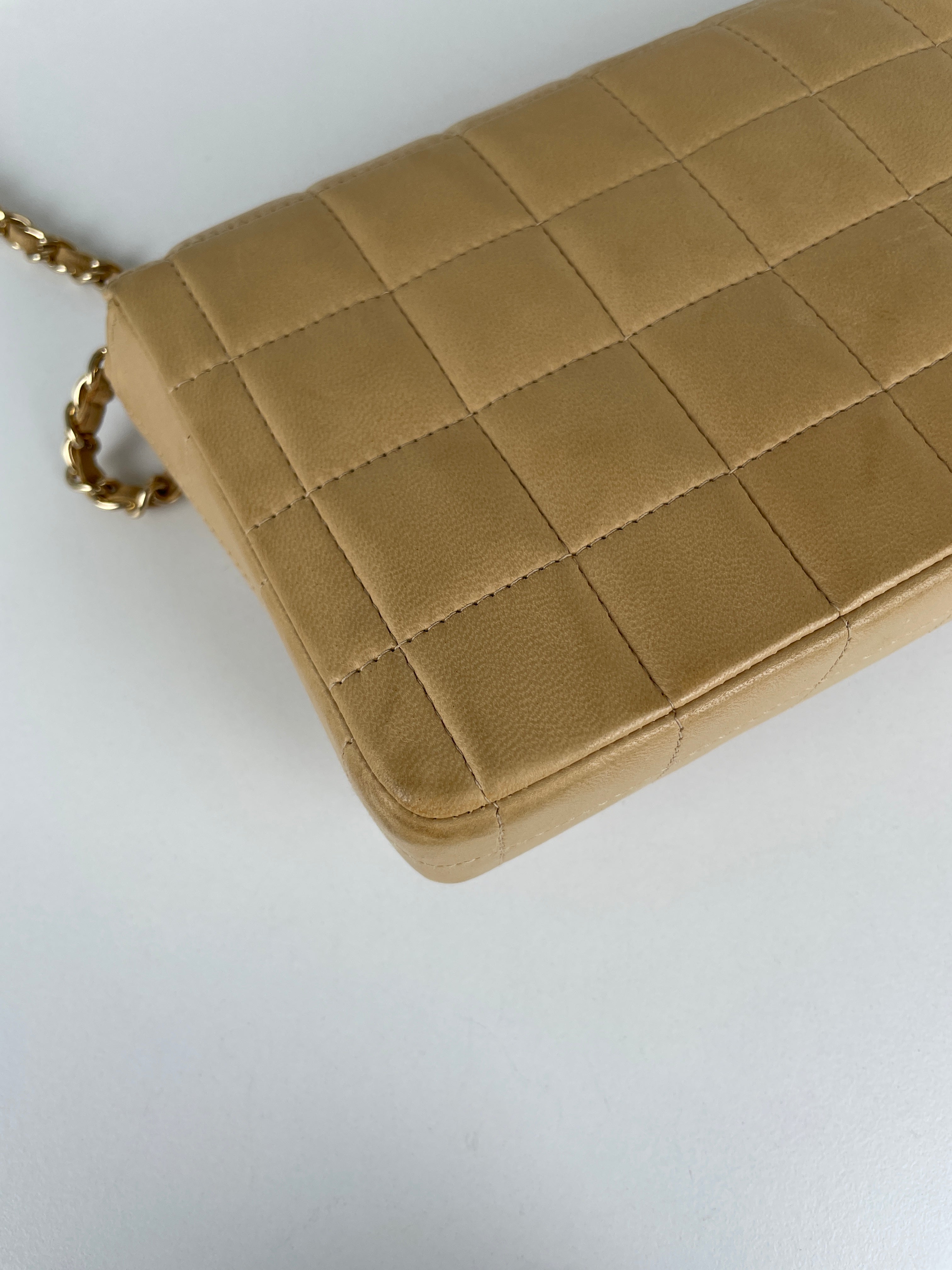 Chanel chocolate bar beige leather bag – bamluxurystore