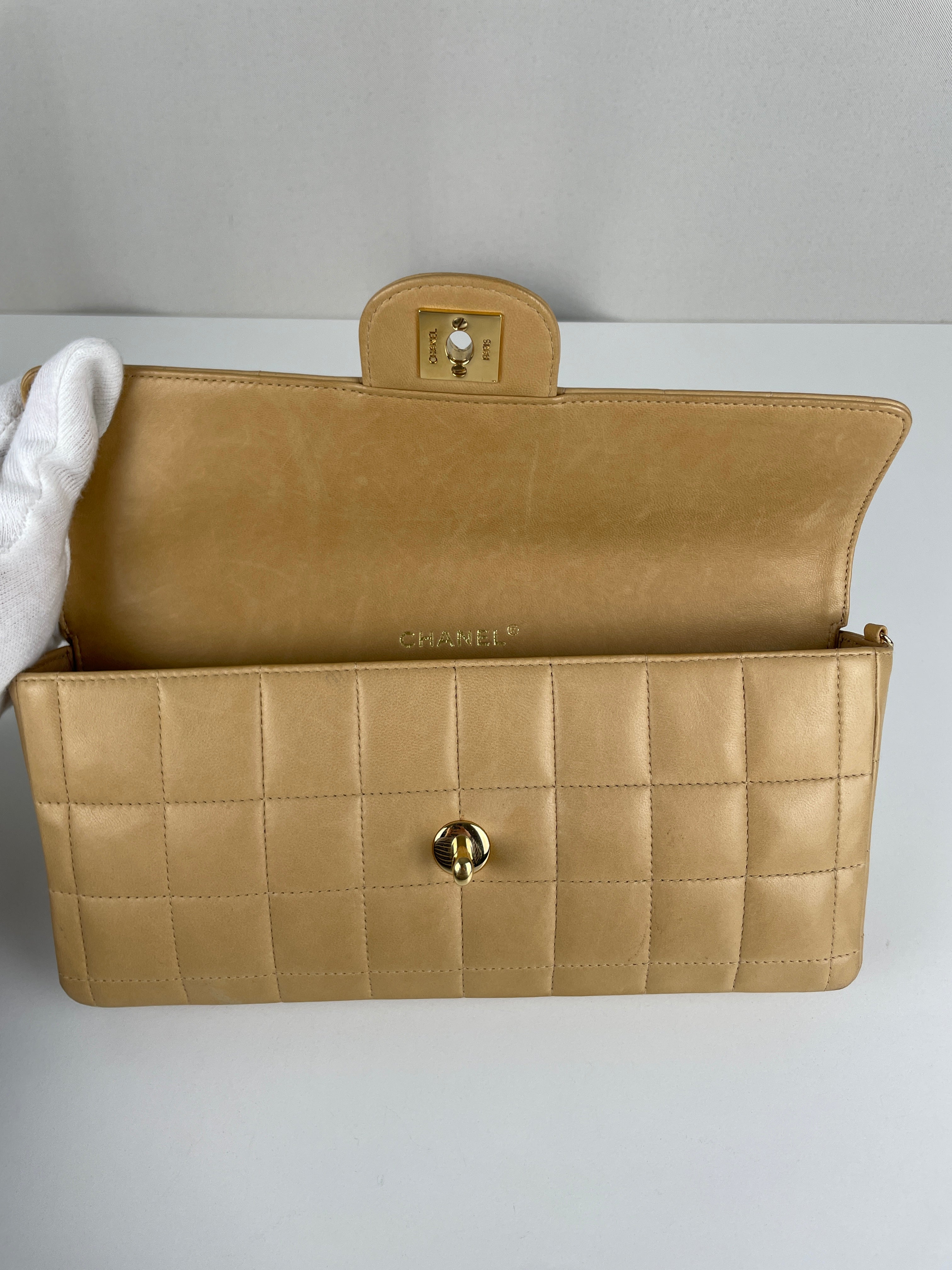 Chanel chocolate bar beige leather bag – bamluxurystore