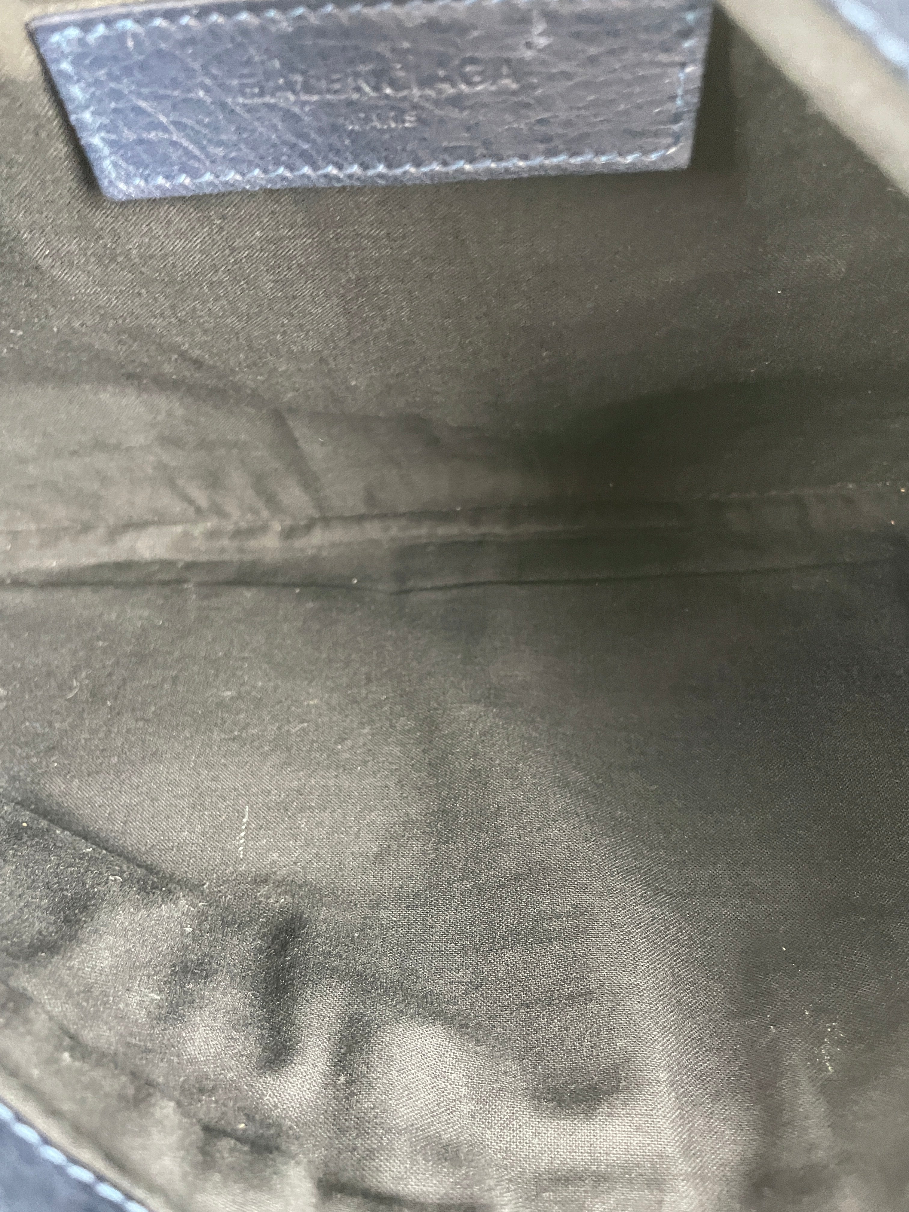 Balenciaga pouch city clip in blue crinkled leather – bamluxurystore