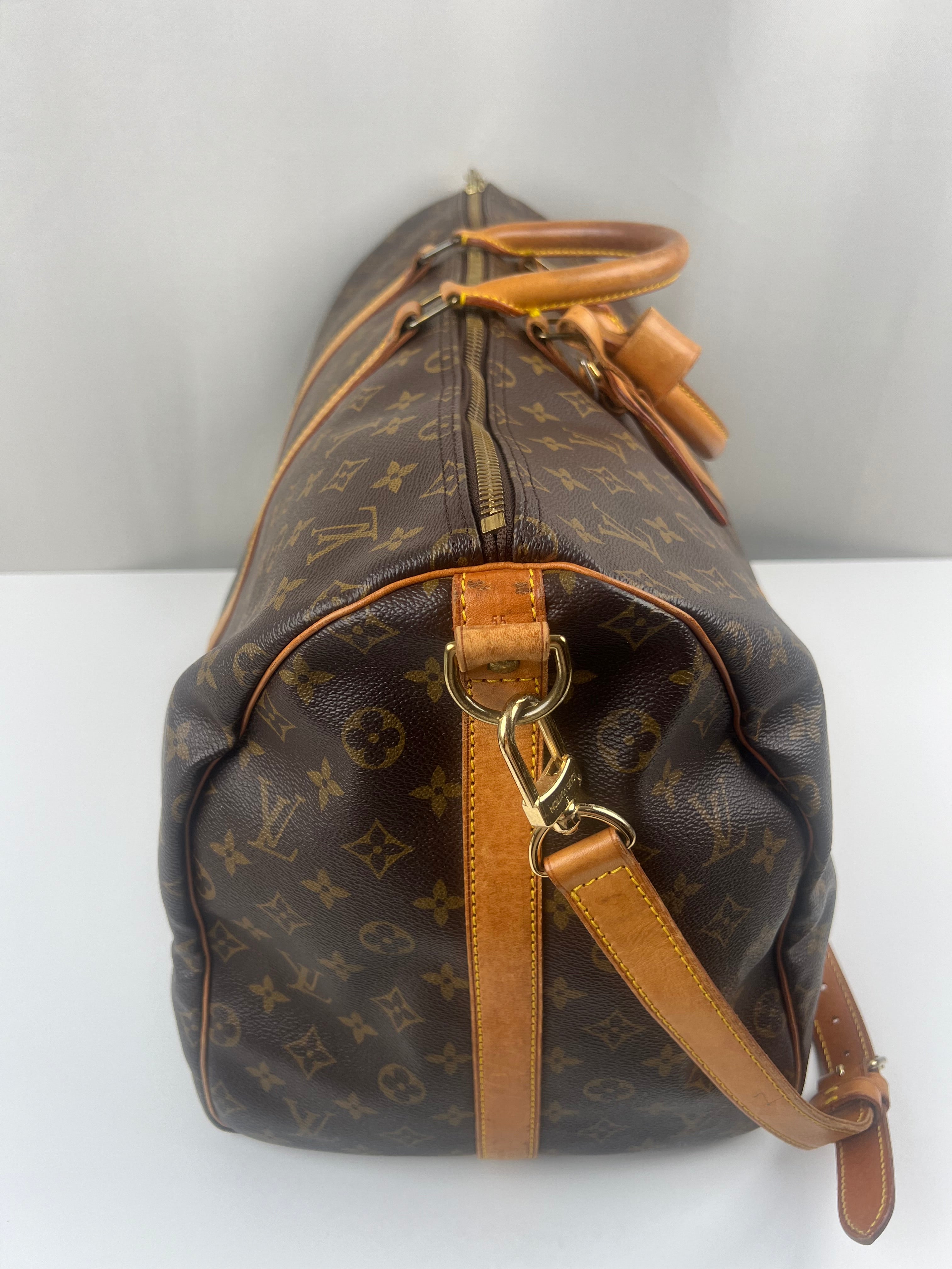 Keepall 55 Louis Vuitton brown monogram with strap – bamluxurystore
