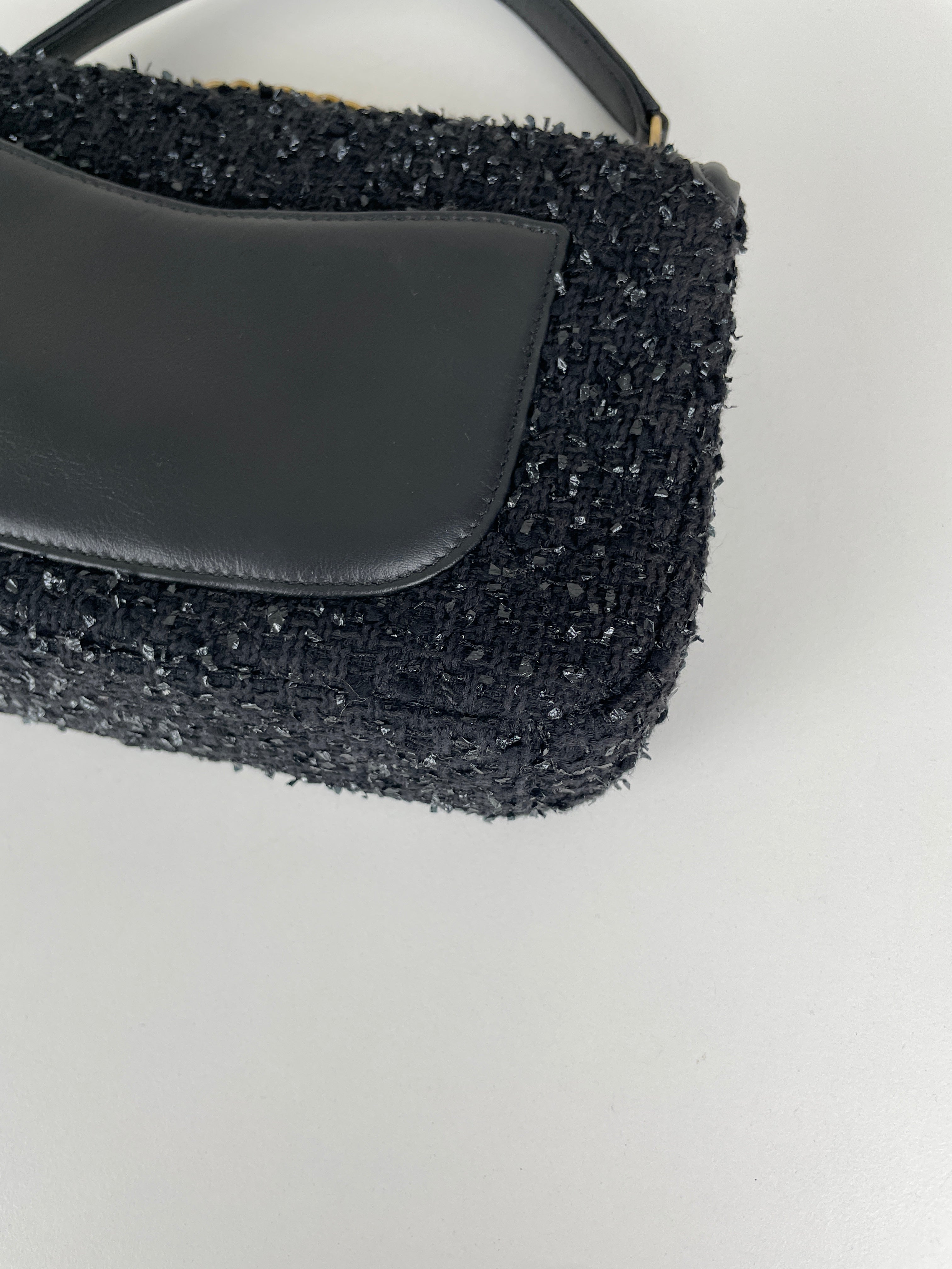 Chanel black tweed crossbody bag – bamluxurystore