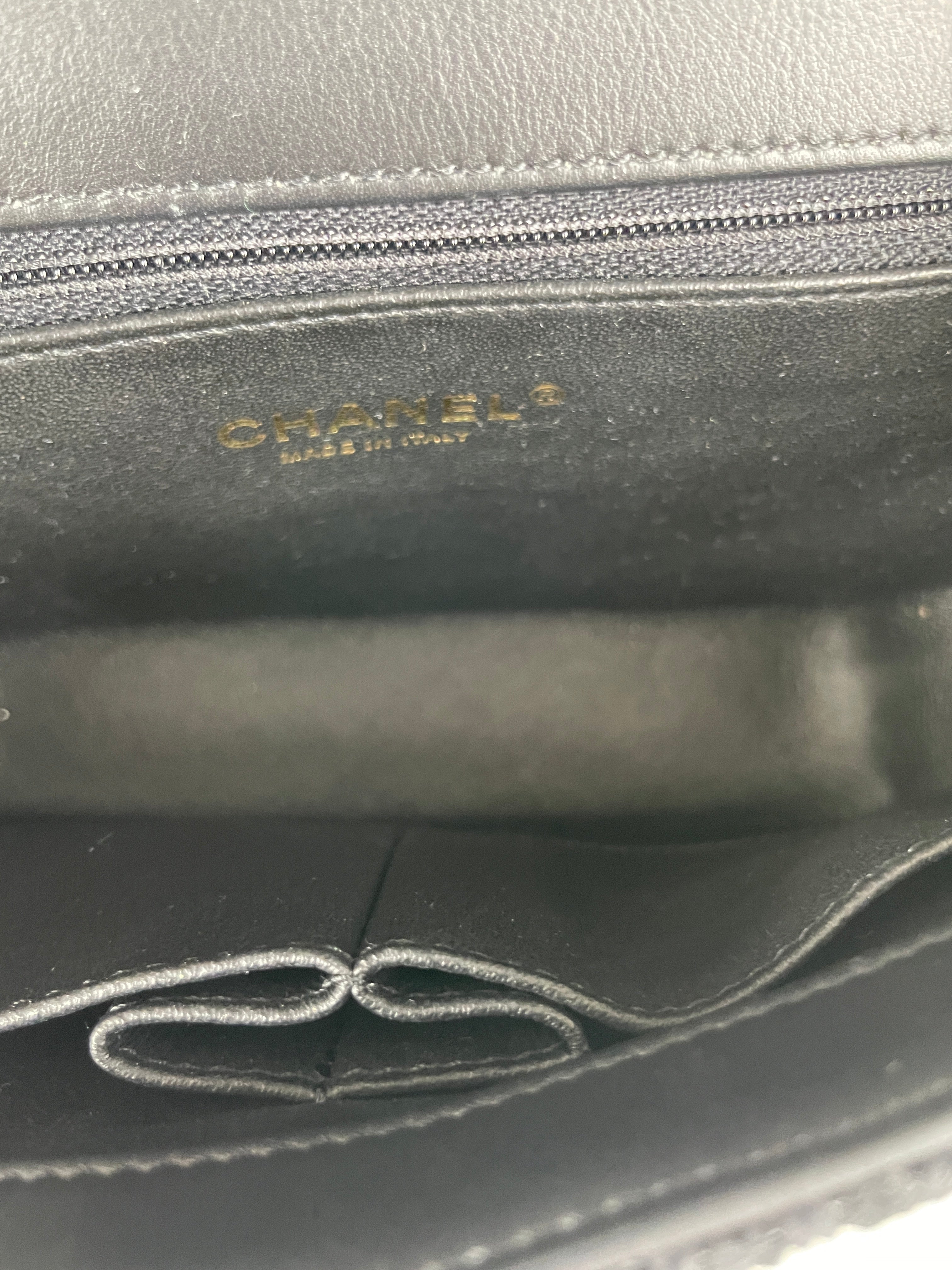 Chanel black tweed crossbody bag – bamluxurystore