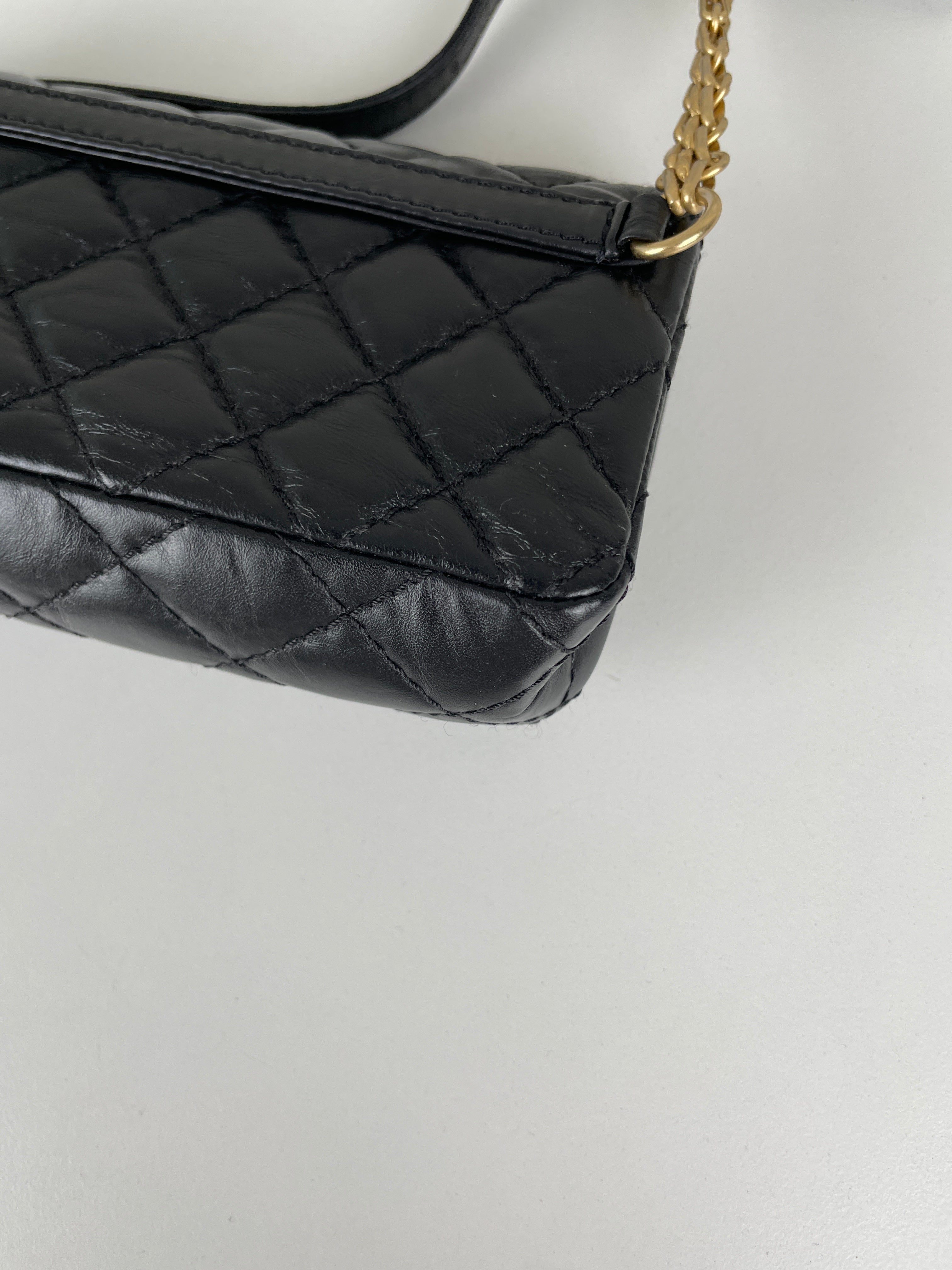 RARE) Chanel 2.55 mini belt bag black leather – bamluxurystore