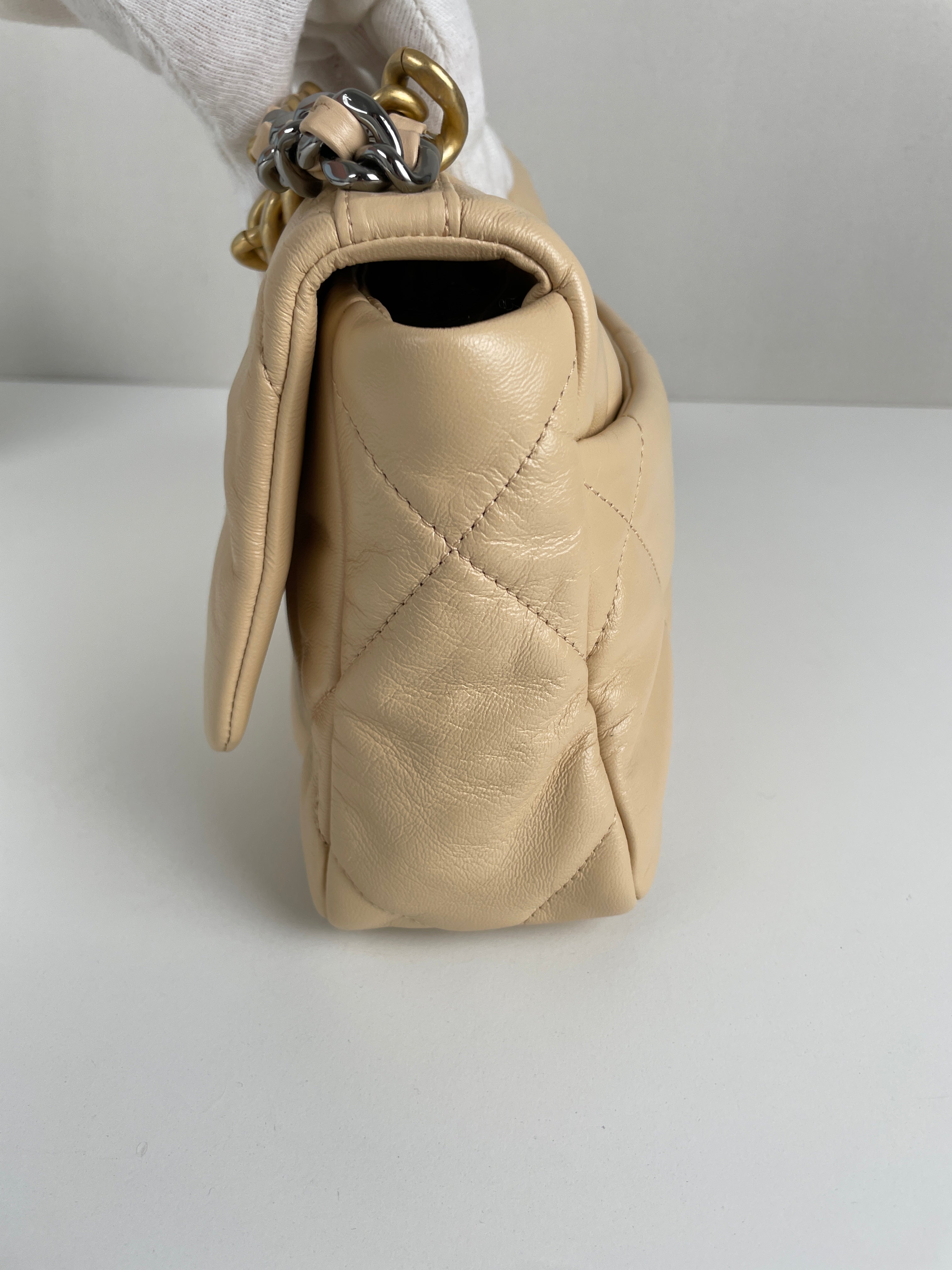 Chanel 19 beige gold hardware – bamluxurystore
