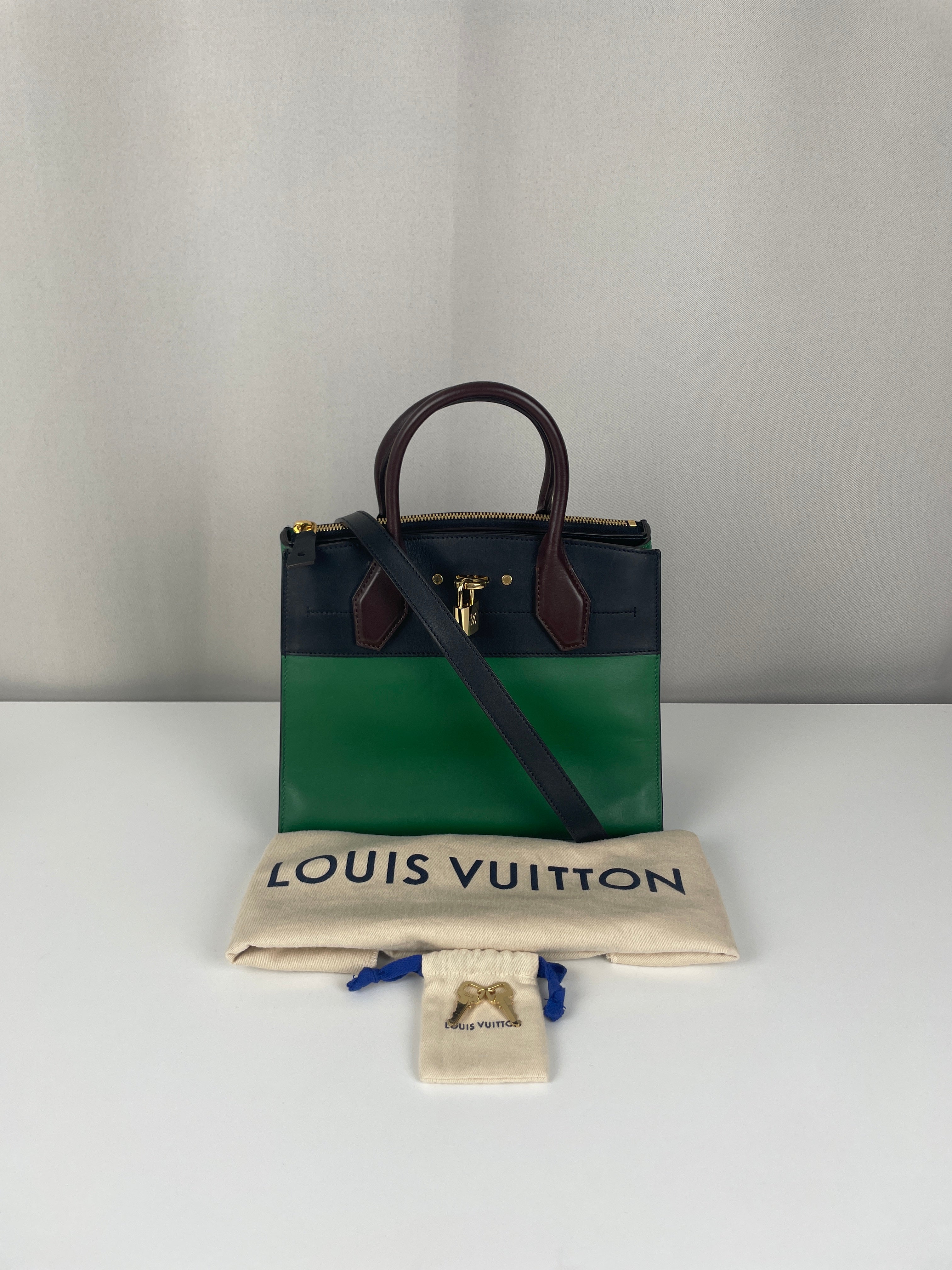 Louis Vuitton City Steamer green leather very good condition