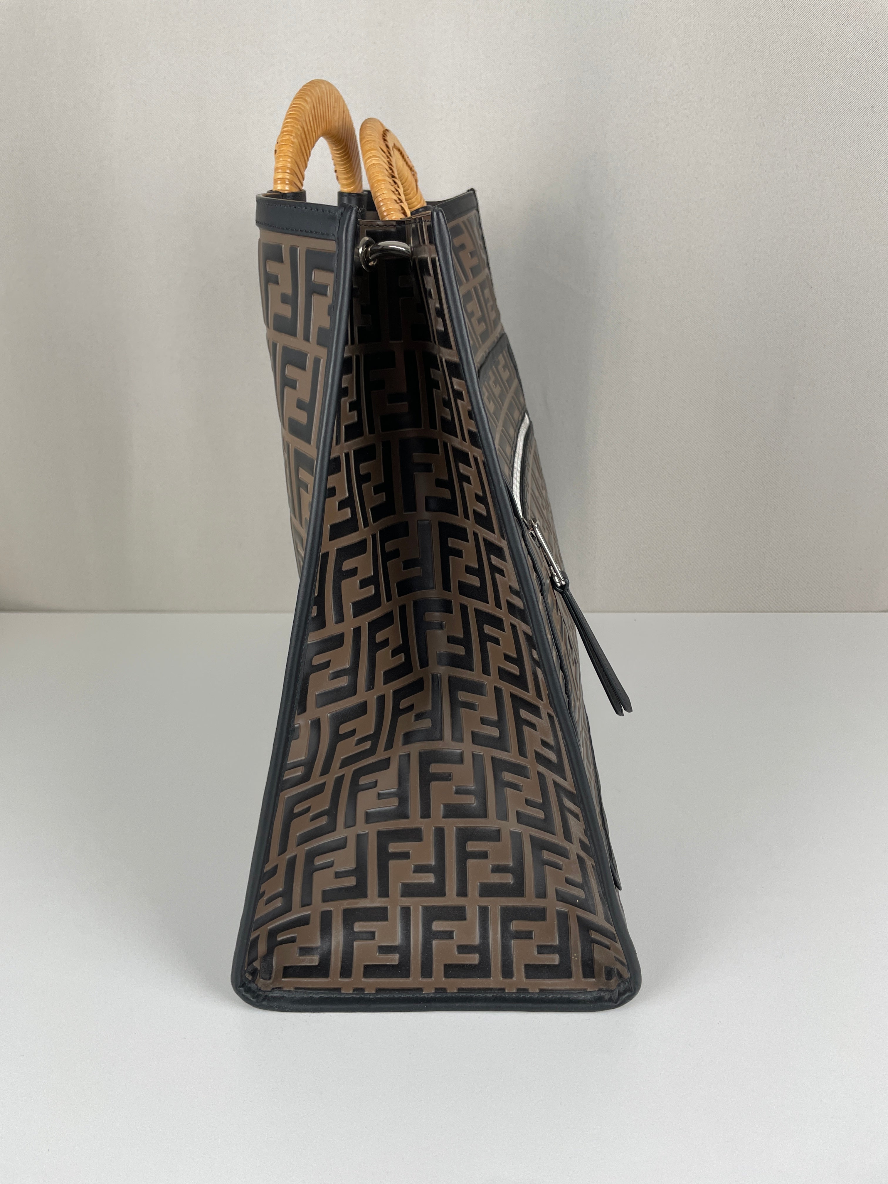 Fendi cabas FF Runaway large brown and black – bamluxurystore