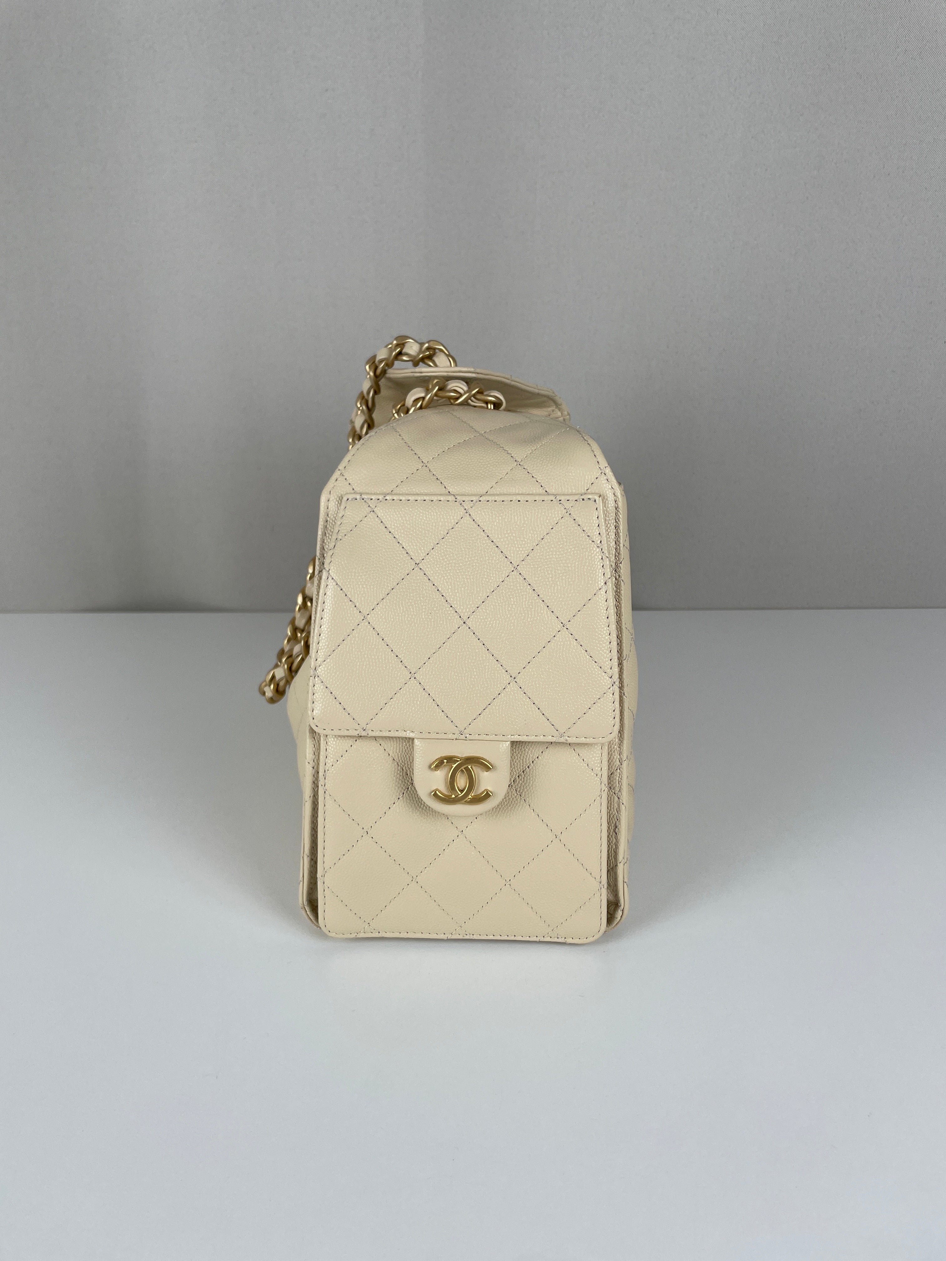 Chanel 25 small beige caviar leather – bamluxurystore