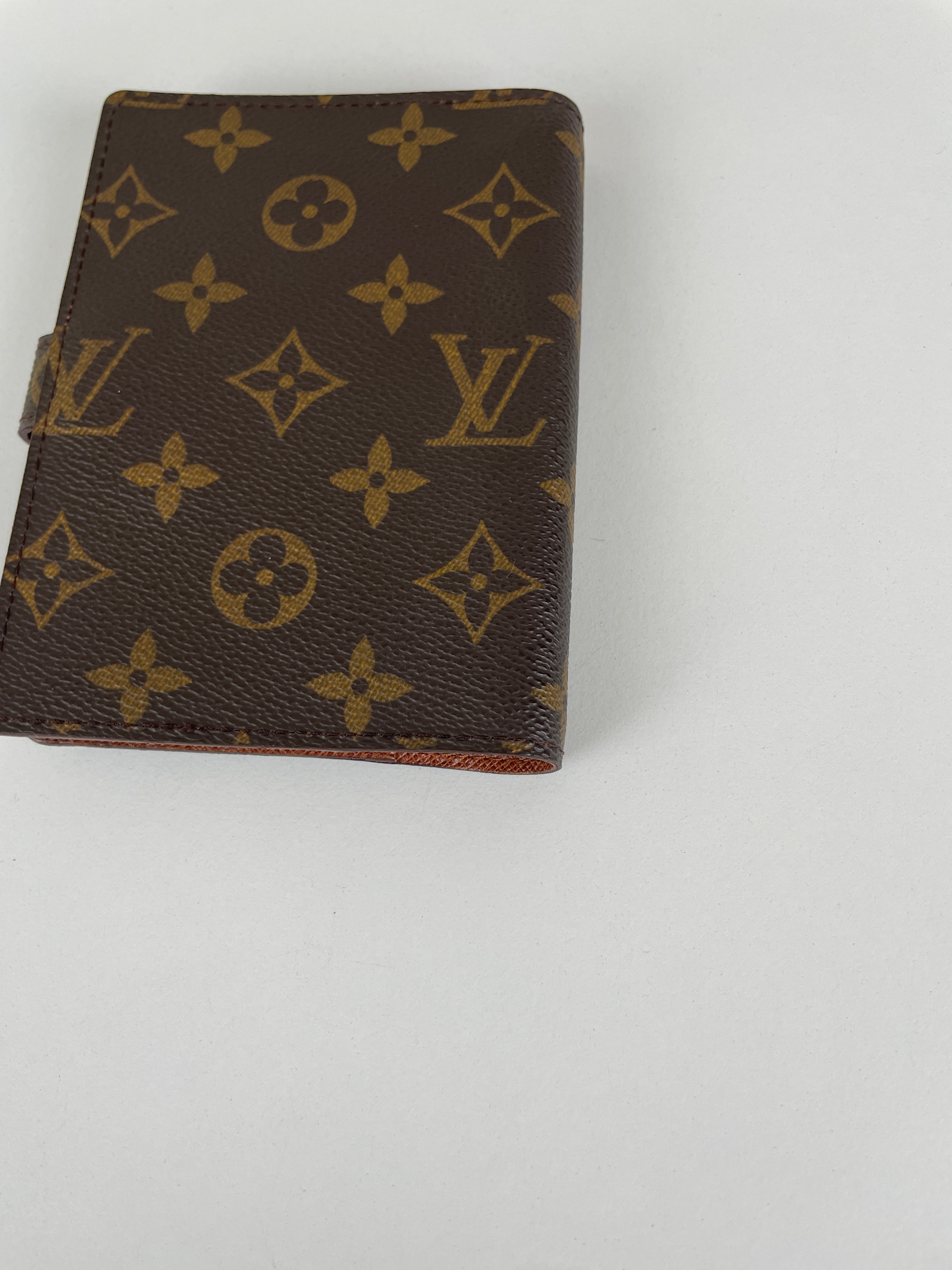 Louis Vuitton Agenda Cover monogram PM – bamluxurystore