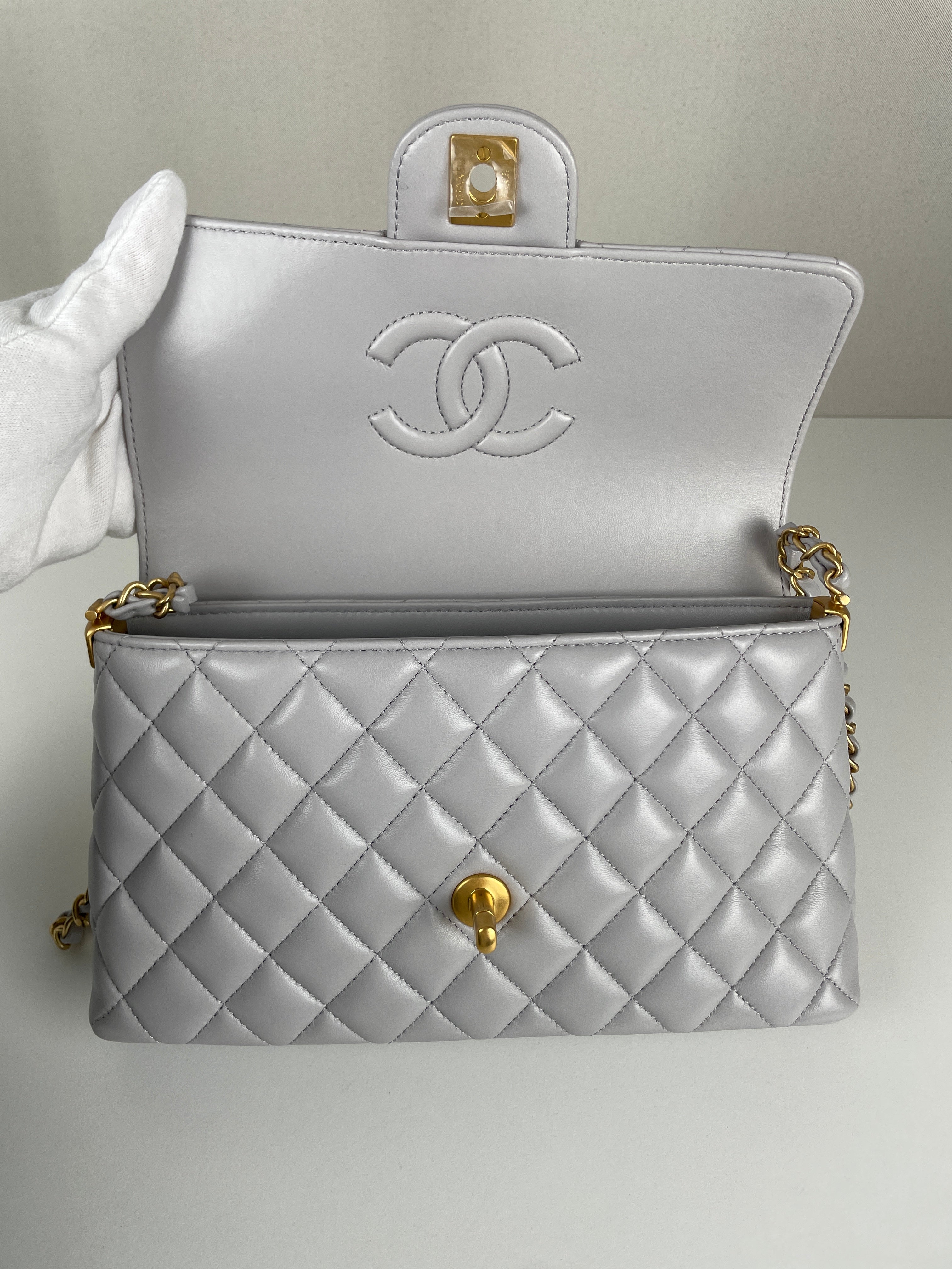 Chanel Top Handle Matelassé Grey Gold Hardware – bamluxurystore