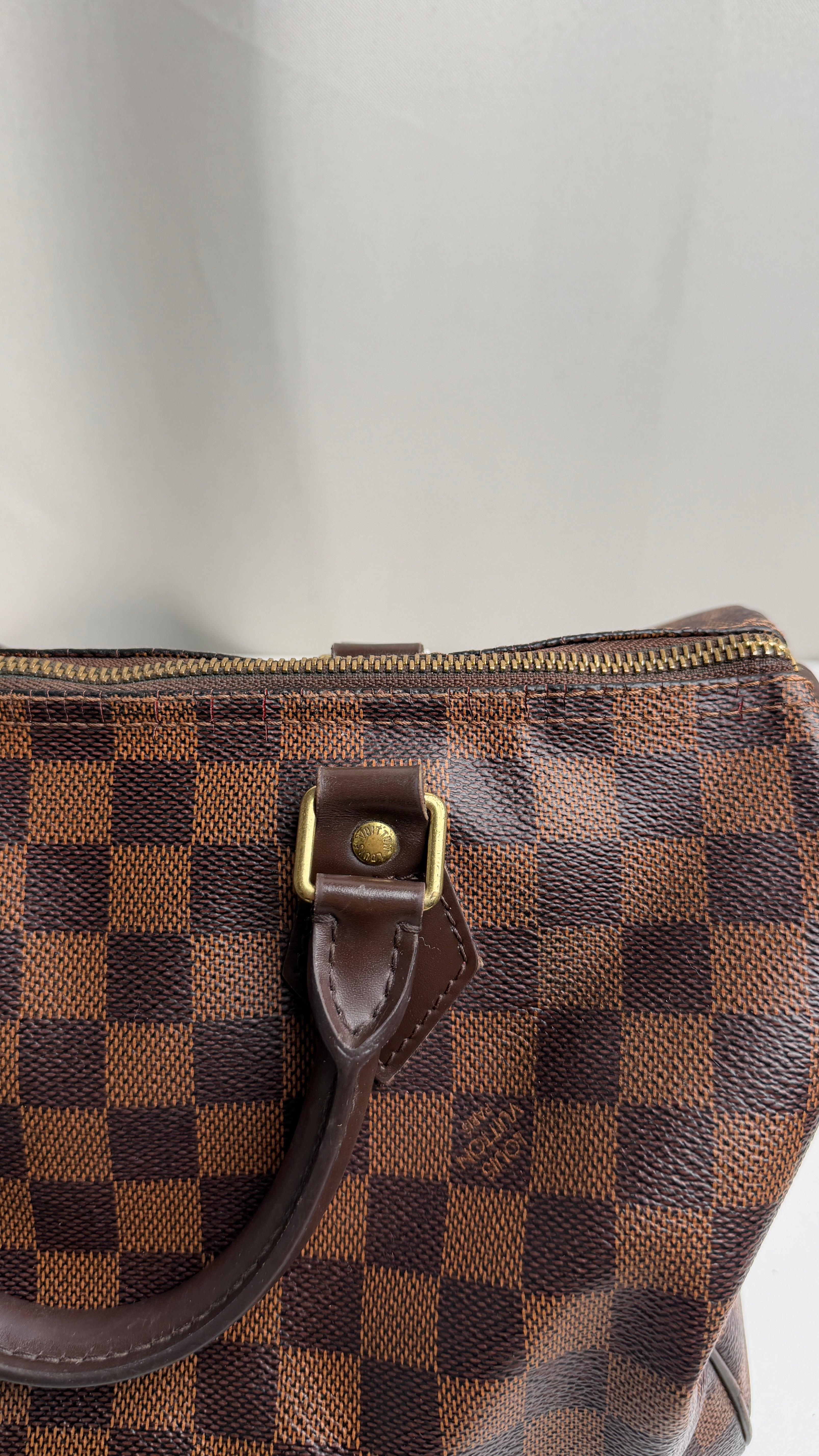 Louis Vuitton Damier ébène speedy 30 – bamluxurystore