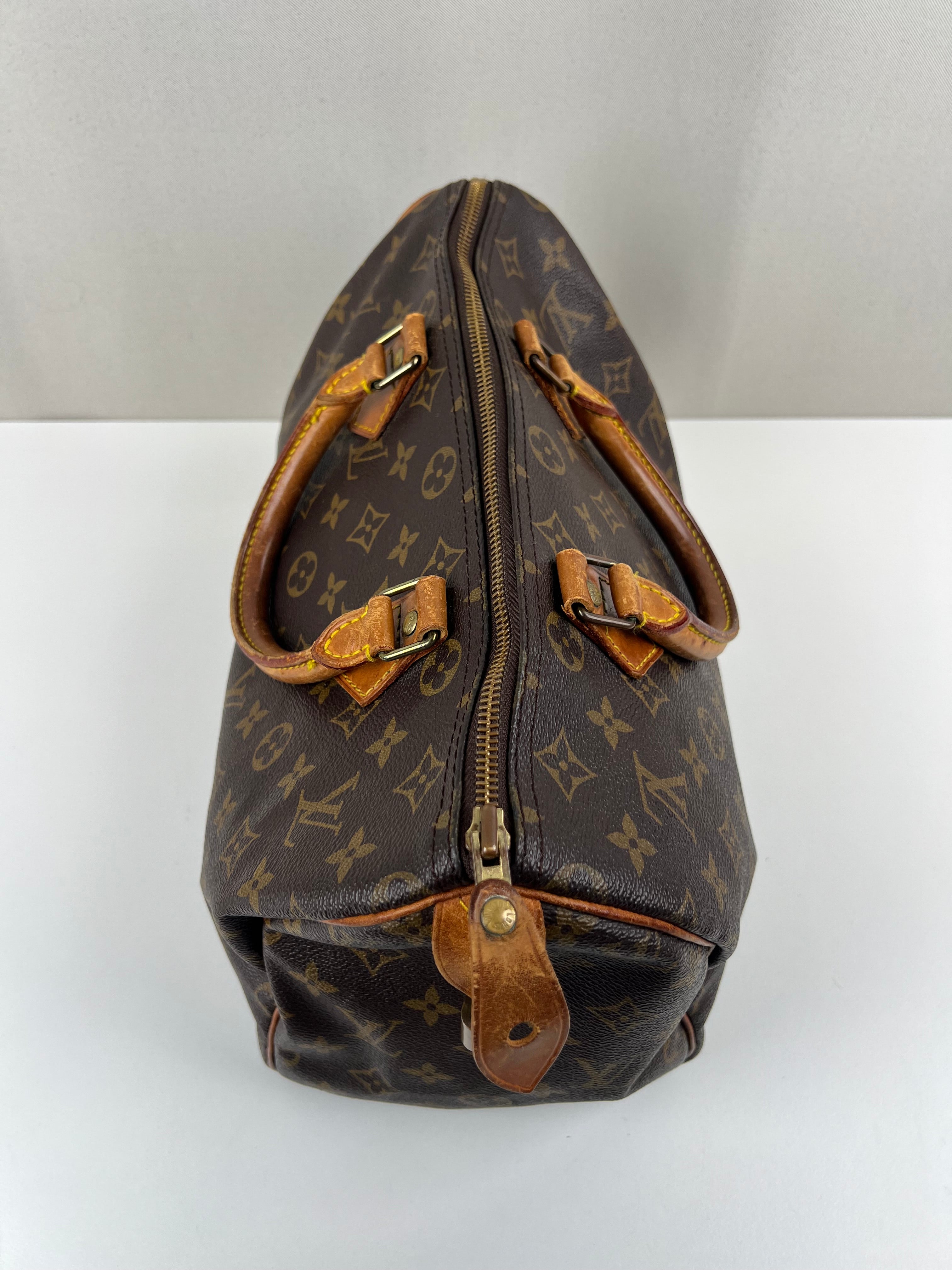 Louis Vuitton Speedy 35 Monogram Canvas – bamluxurystore