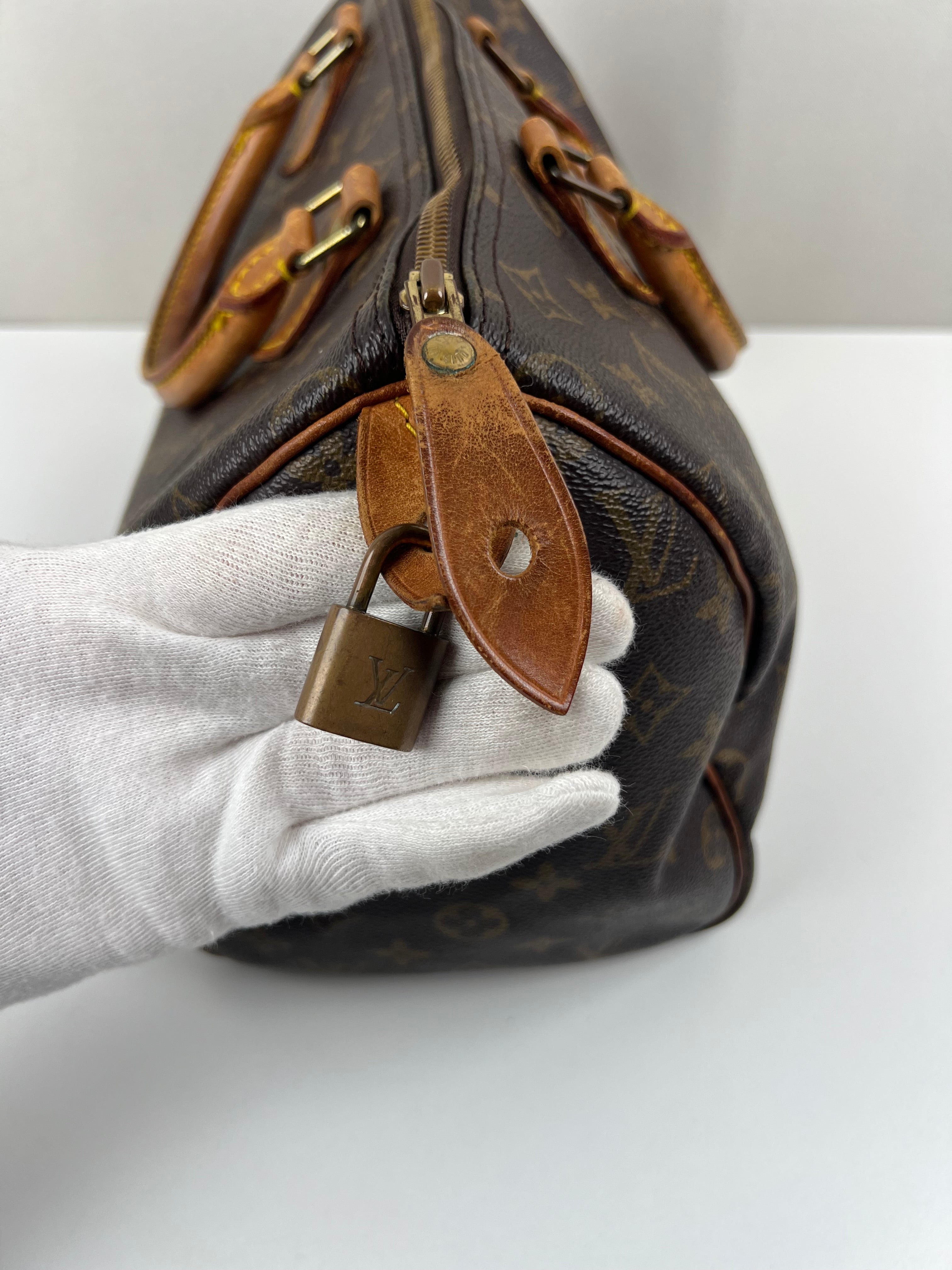Louis Vuitton Speedy 35 Monogram Canvas – bamluxurystore