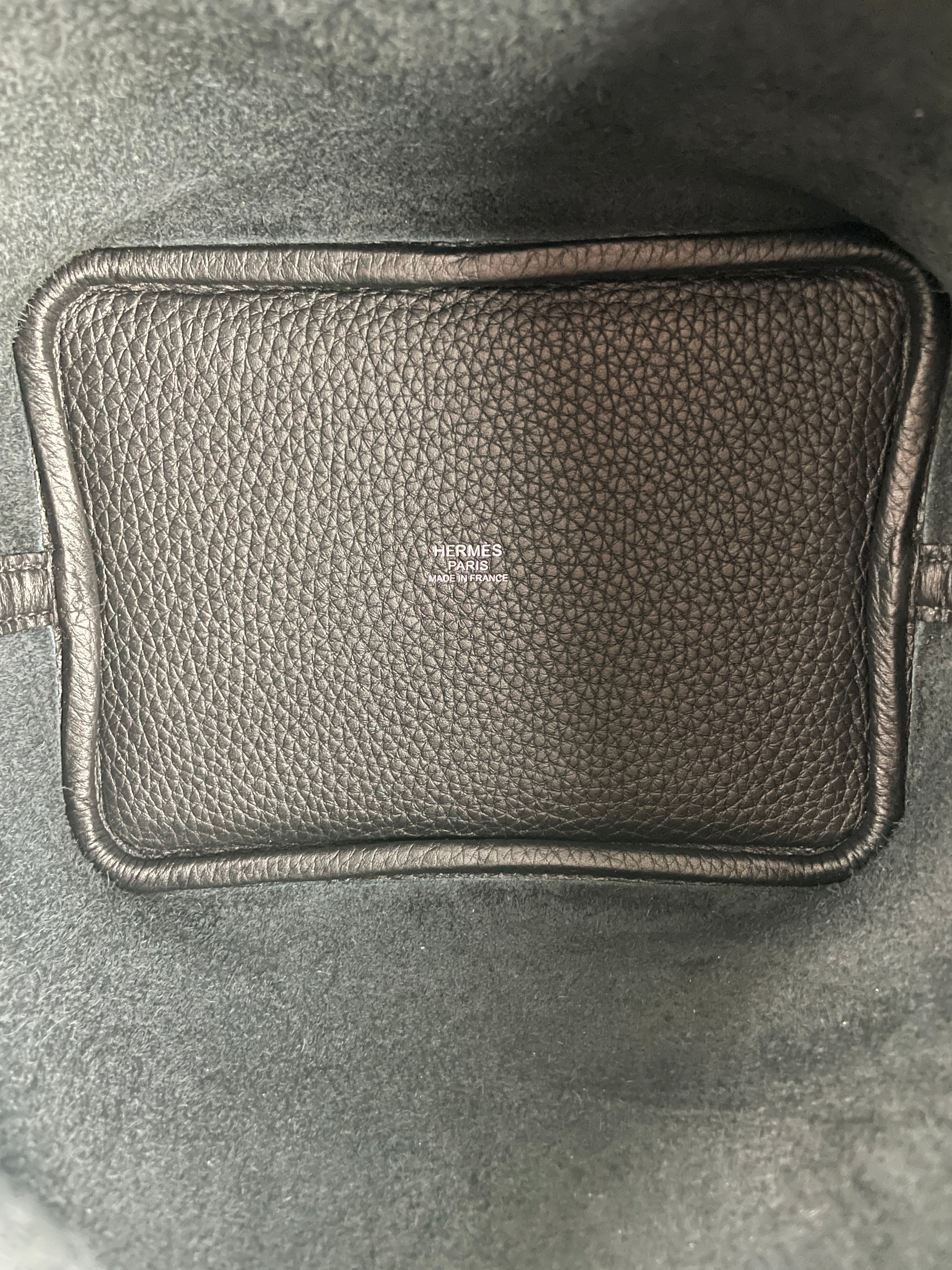 Hermès Picotin 18 Black Leather Excellent condition as new