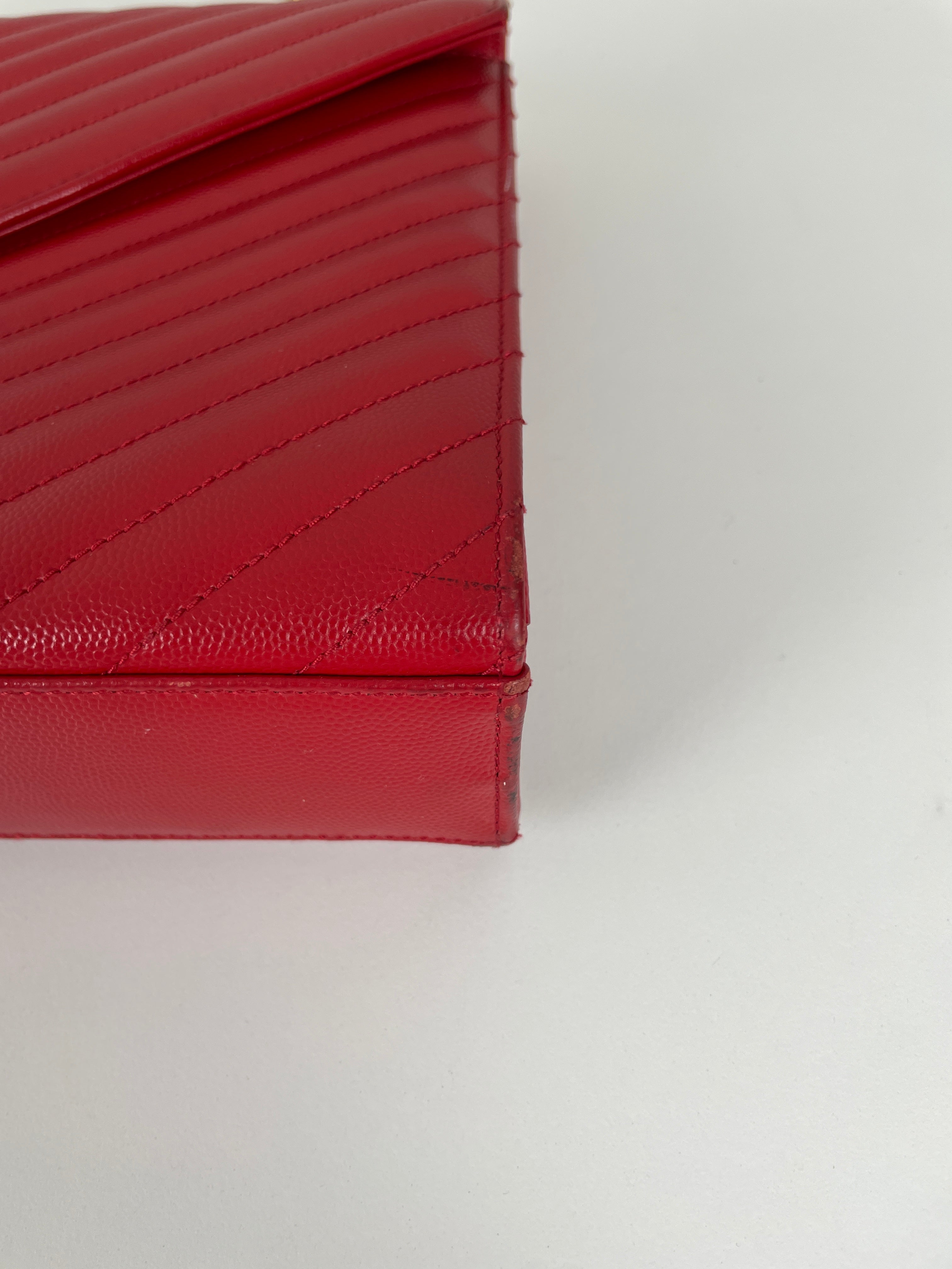 Saint Laurent Enveloppe Red Gold Hardware – bamluxurystore