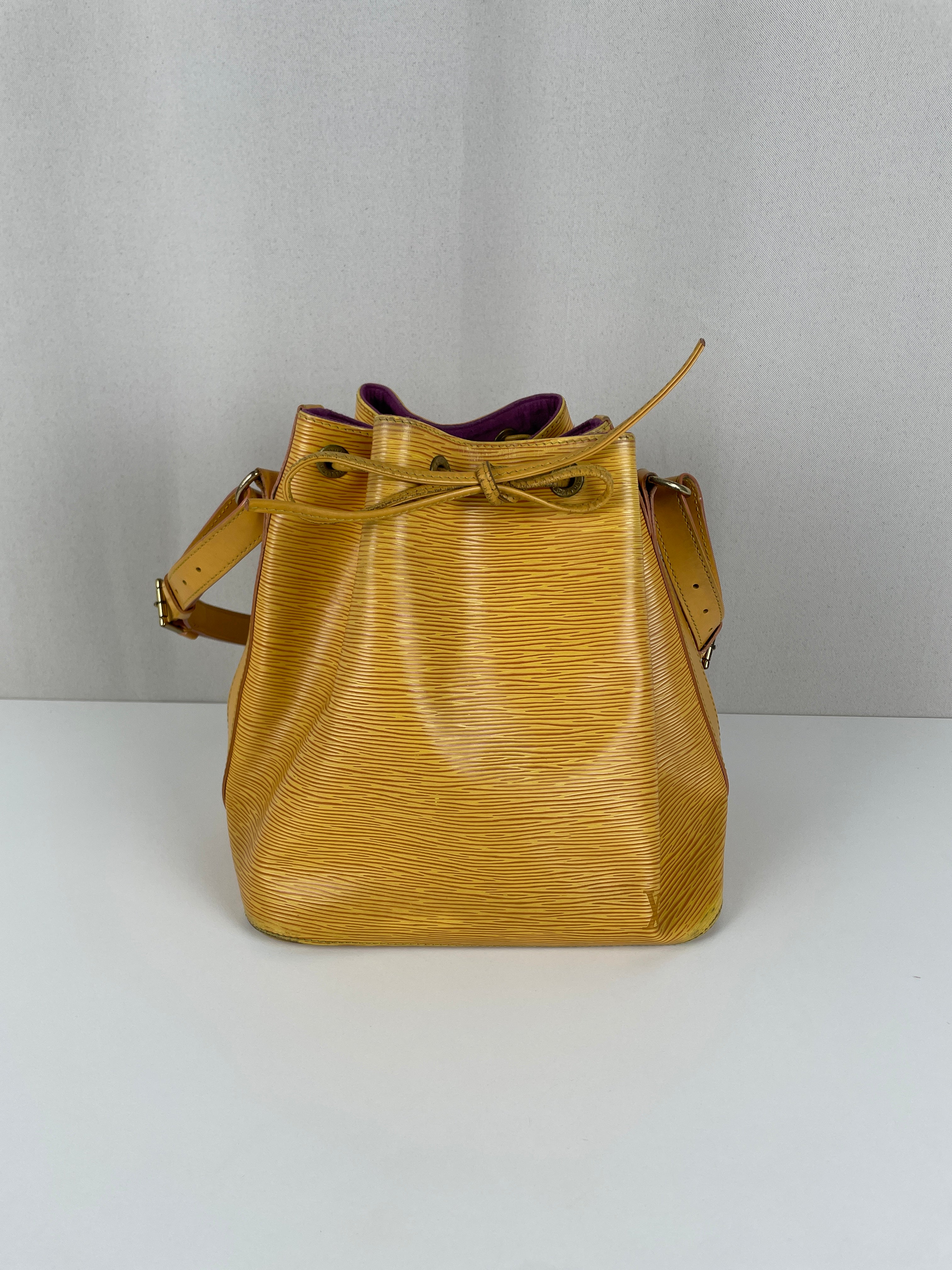 Noé pm yellow epi leather Louis Vuitton – bamluxurystore