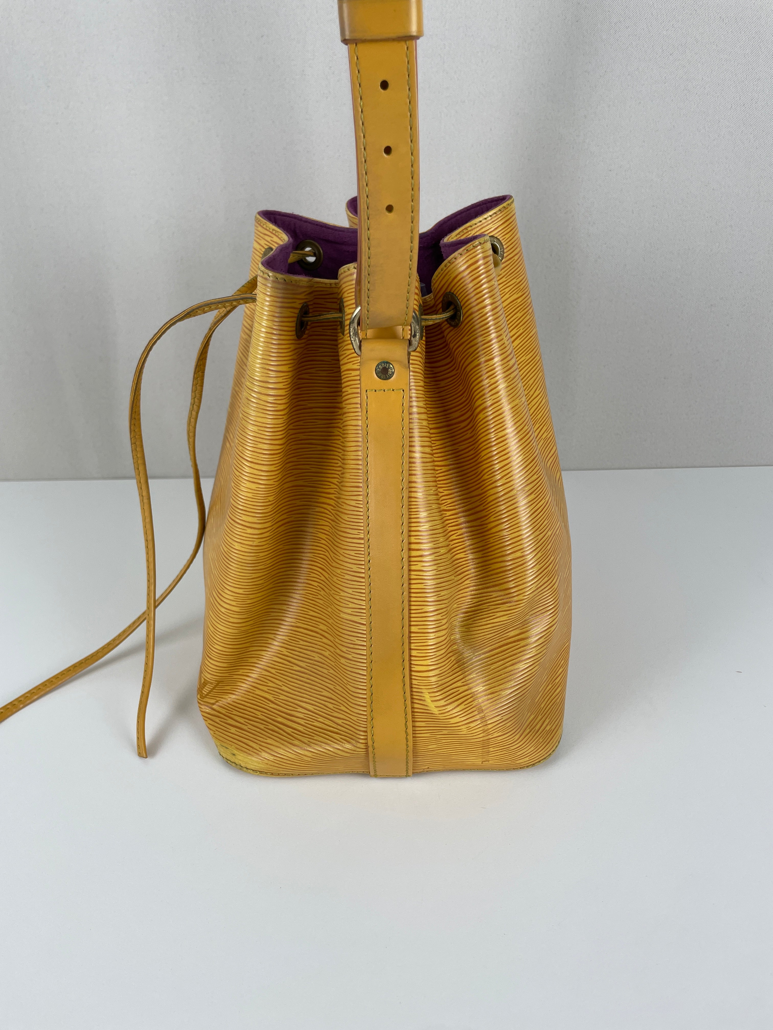 Noé pm yellow epi leather Louis Vuitton – bamluxurystore